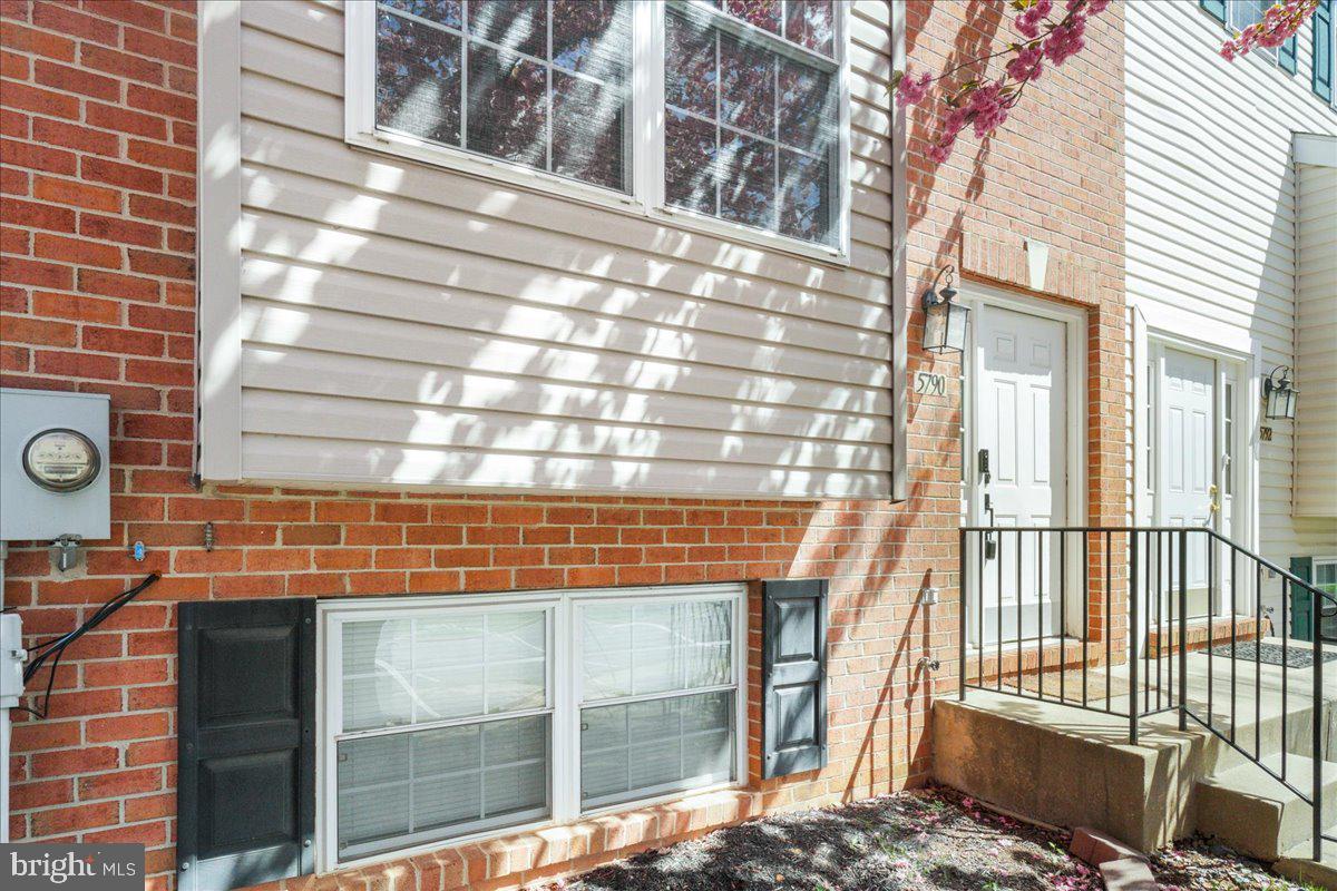 MOUNTAIN VILLAGE - Residential