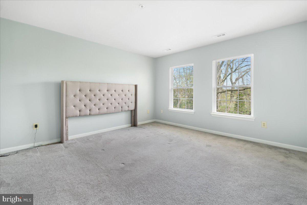 MOUNTAIN VILLAGE - Residential