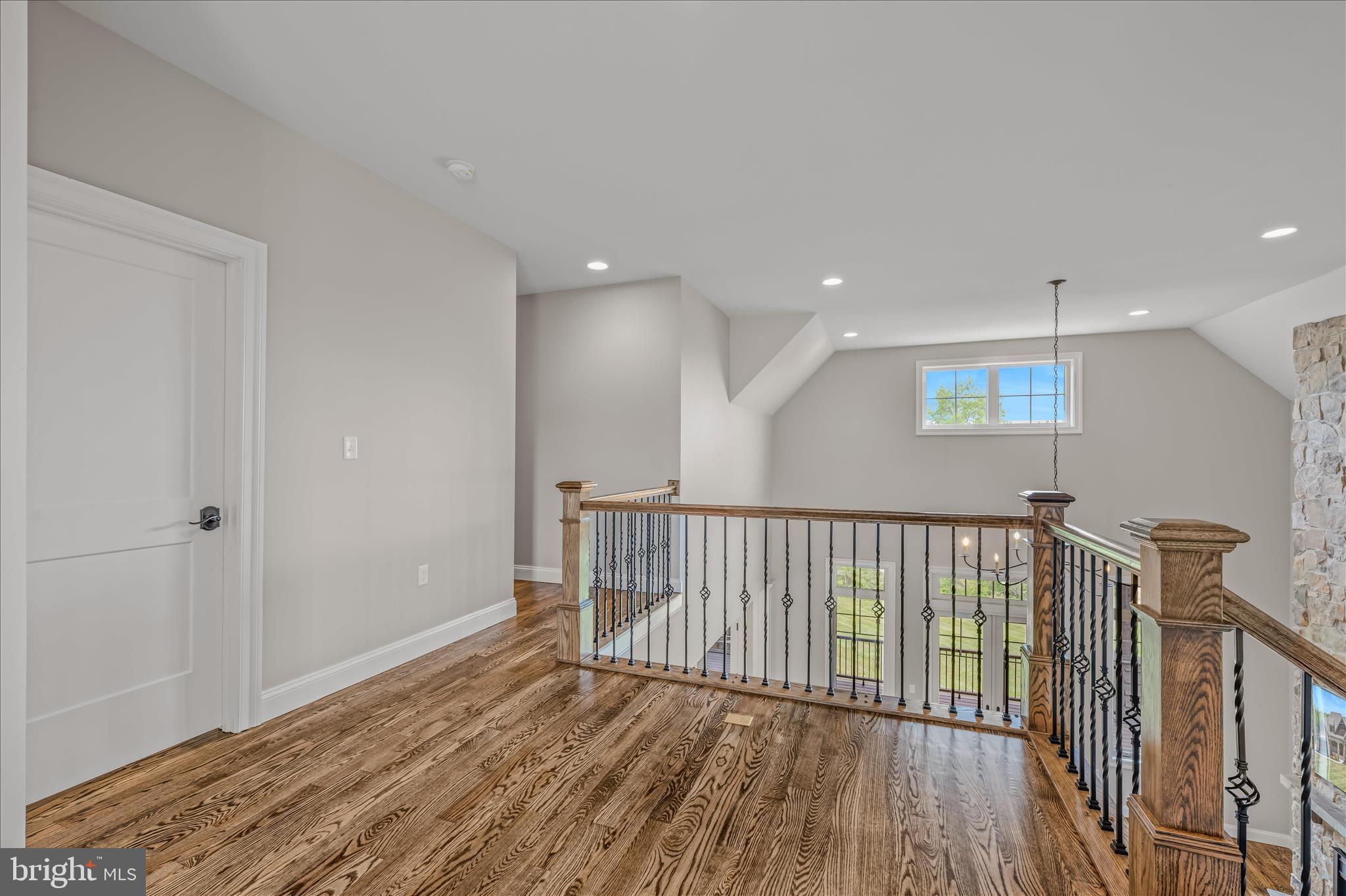 GREYSTONE ON THE OPEQUON - Residential
