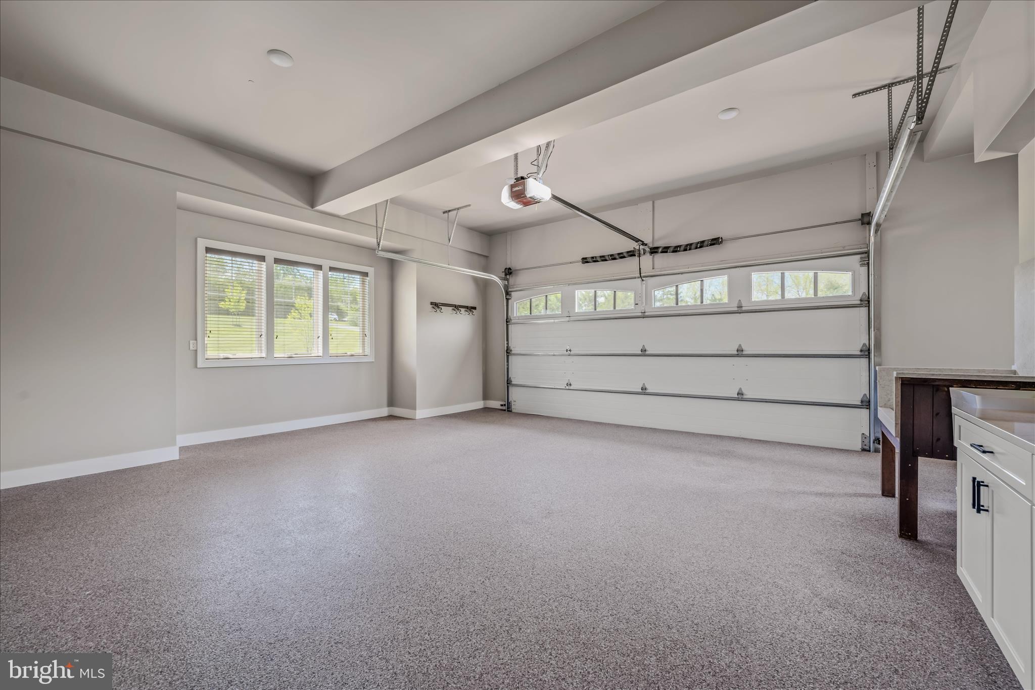 GREYSTONE ON THE OPEQUON - Residential