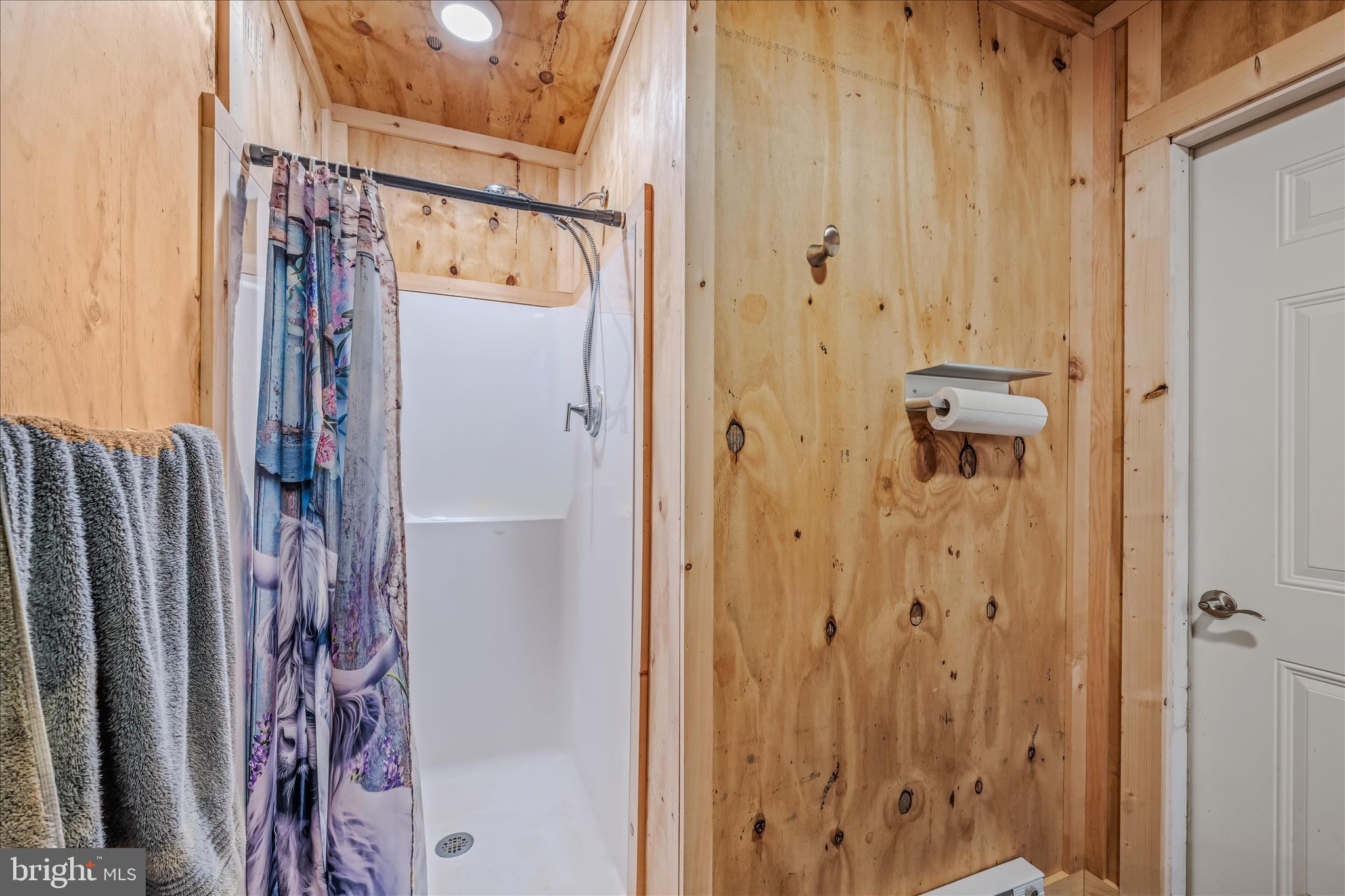GREYSTONE ON THE OPEQUON - Residential