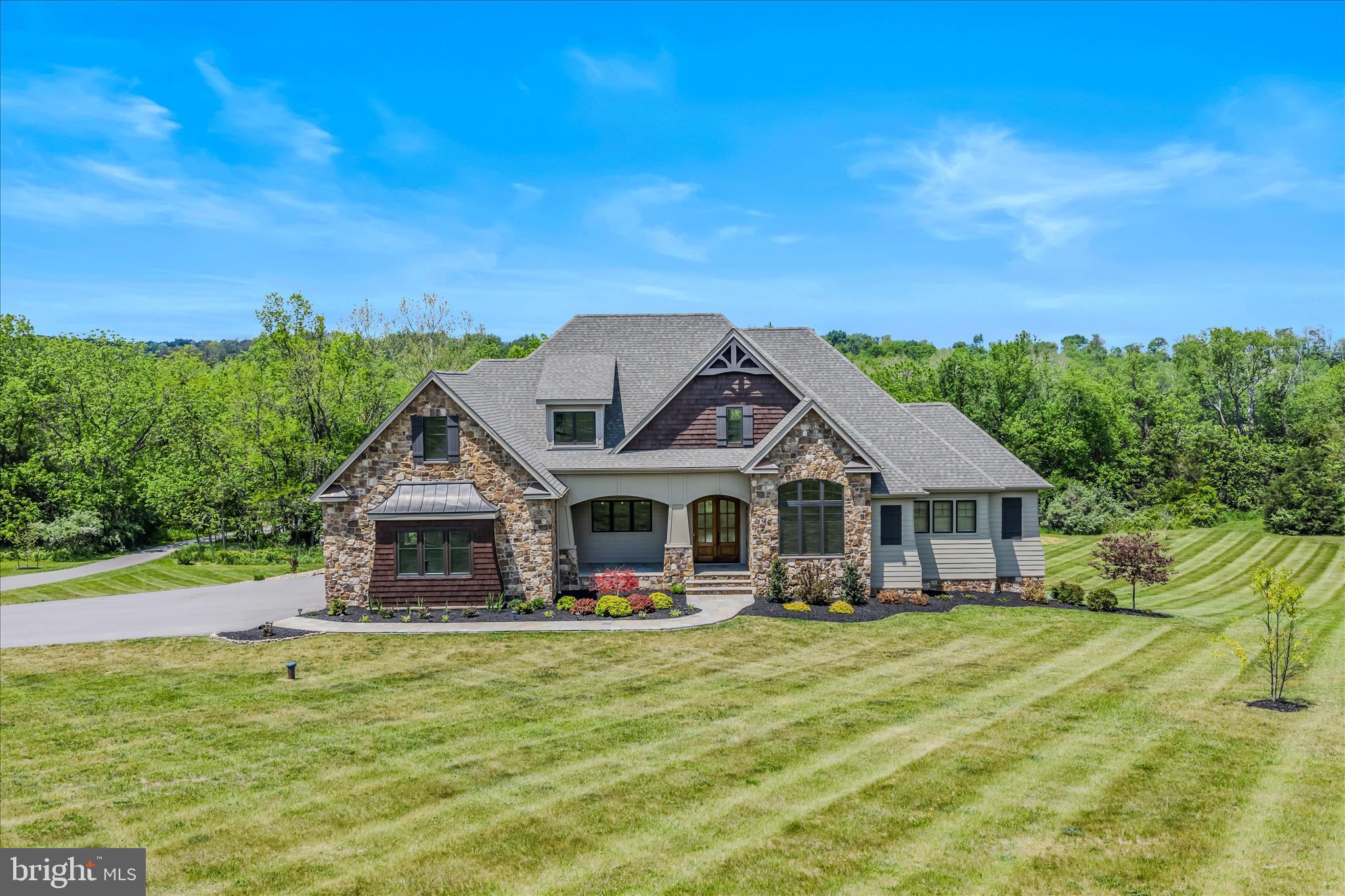 271 CORNELIUS GROVE