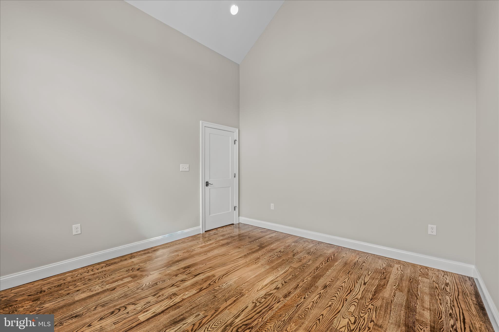 GREYSTONE ON THE OPEQUON - Residential
