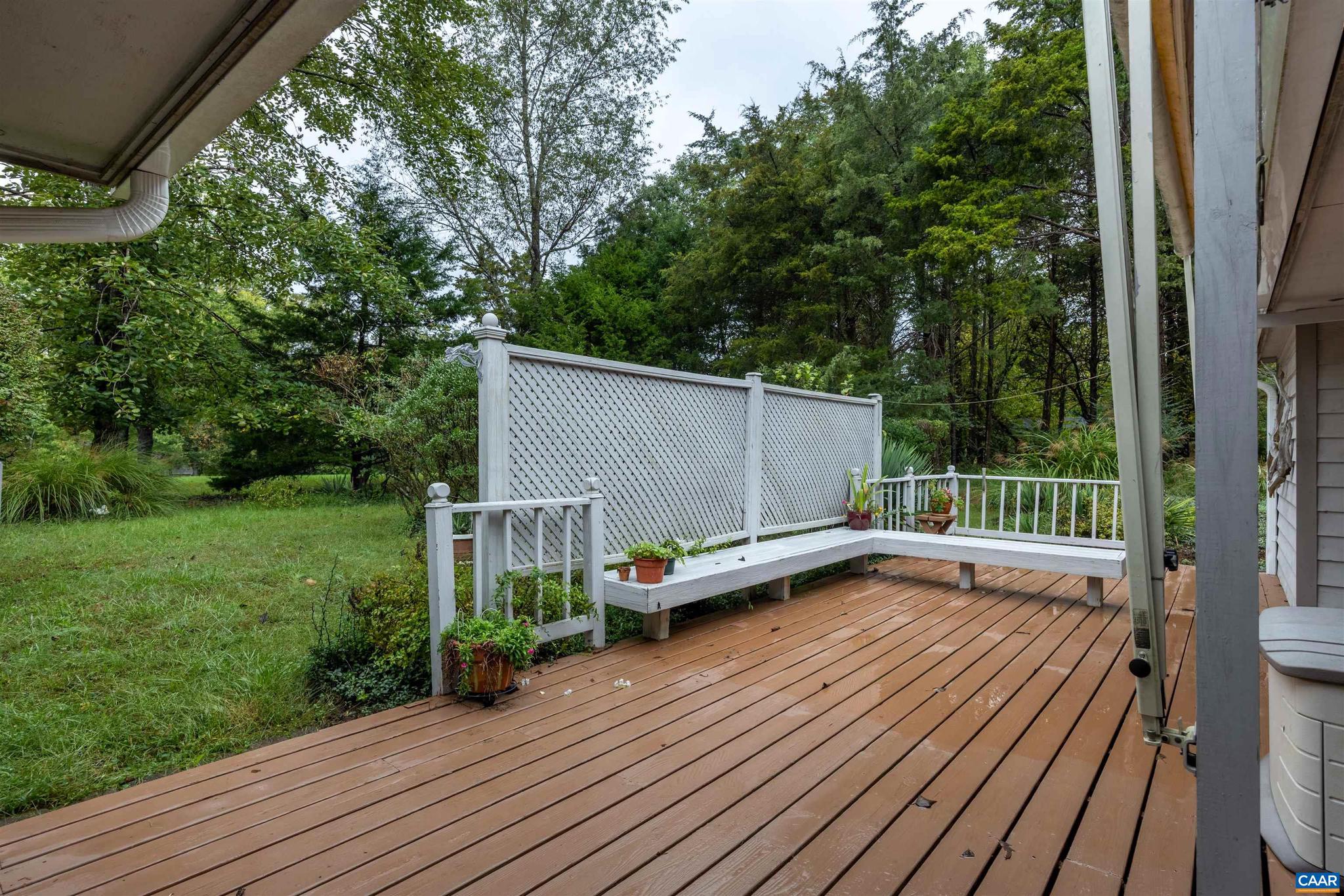 LAKE MONTICELLO - Residential