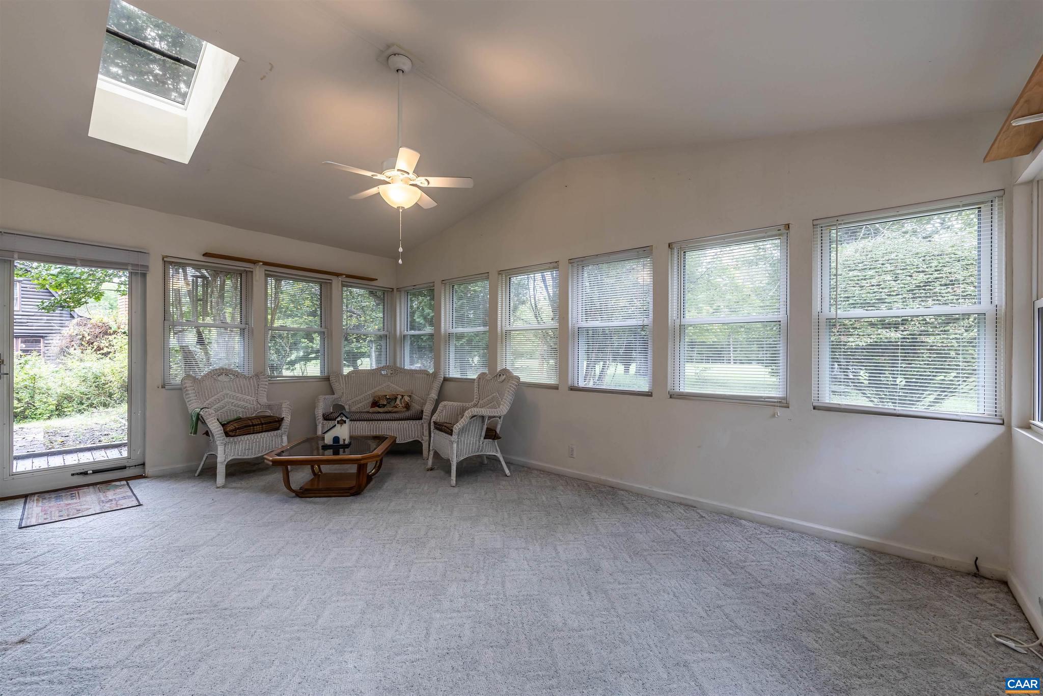 LAKE MONTICELLO - Residential