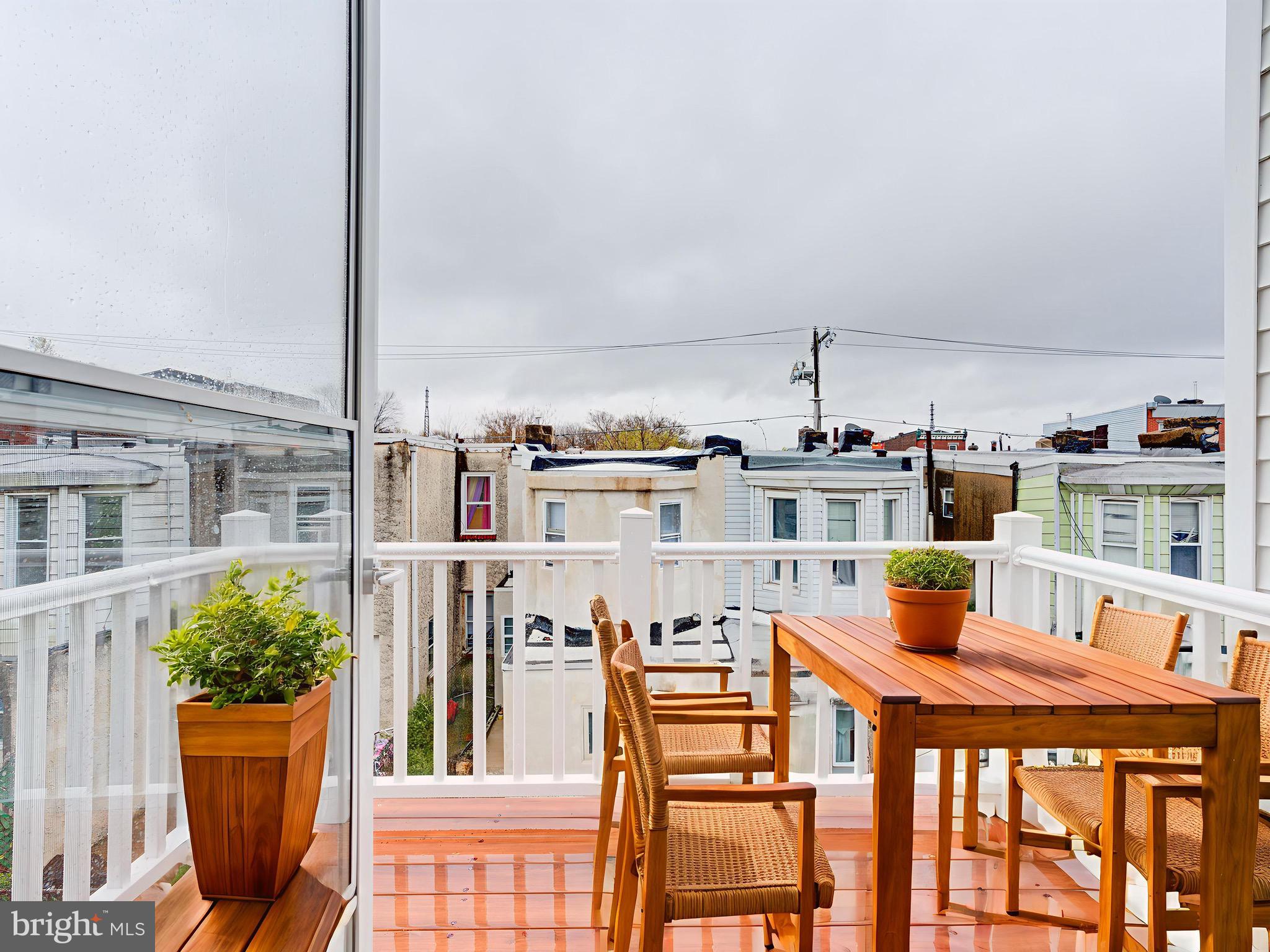 PORT RICHMOND - Residential