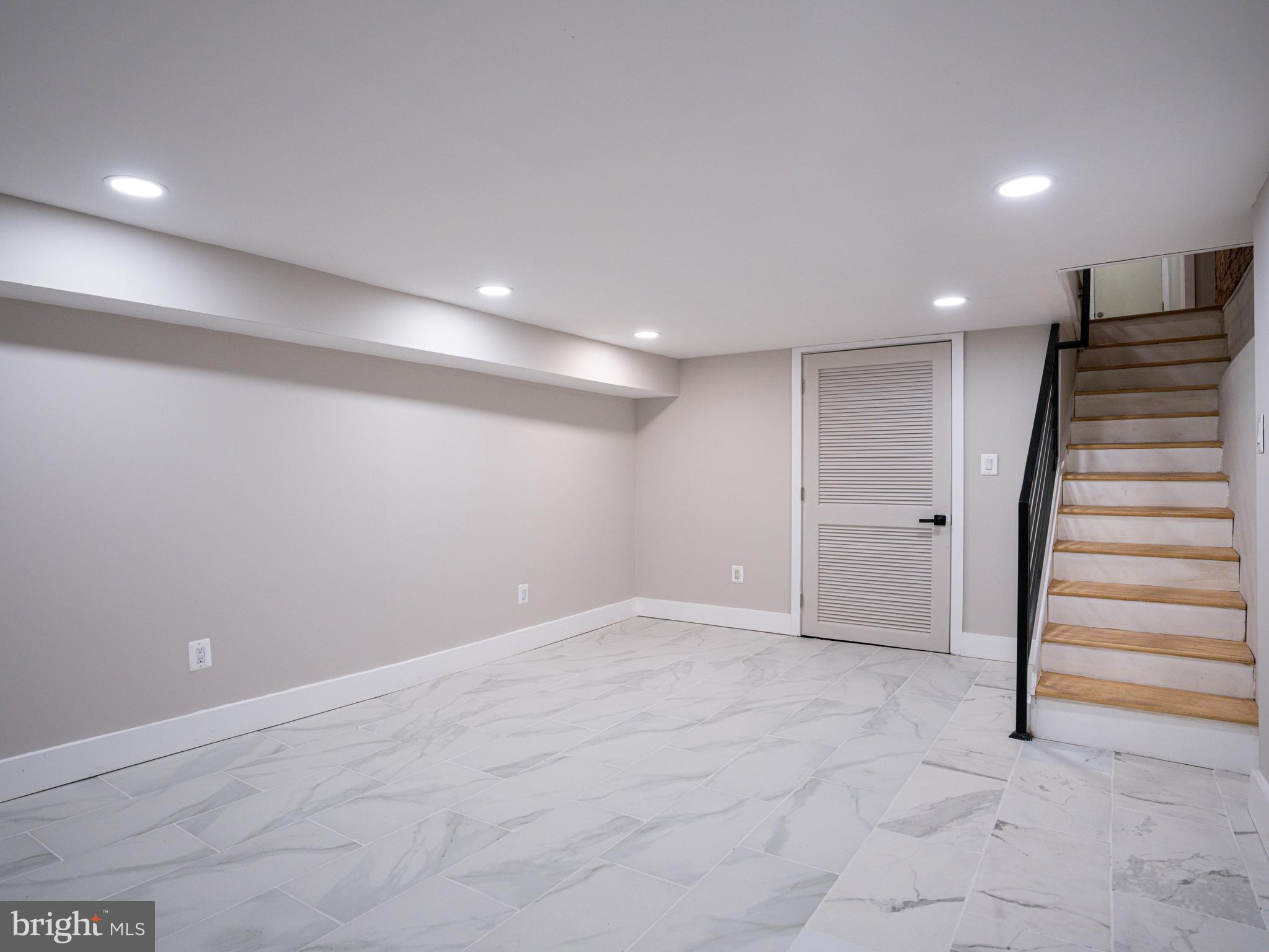 PORT RICHMOND - Residential