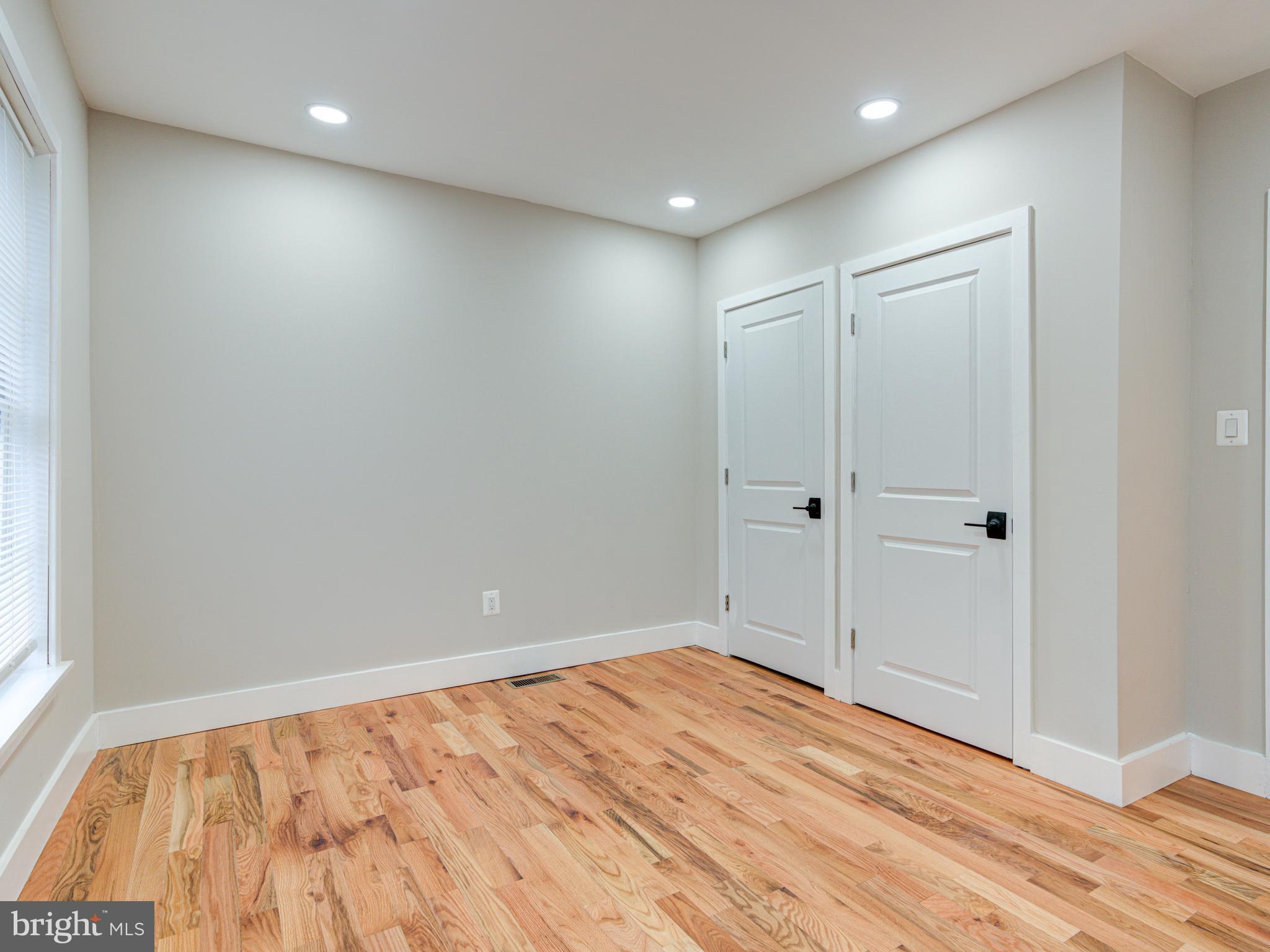 PORT RICHMOND - Residential