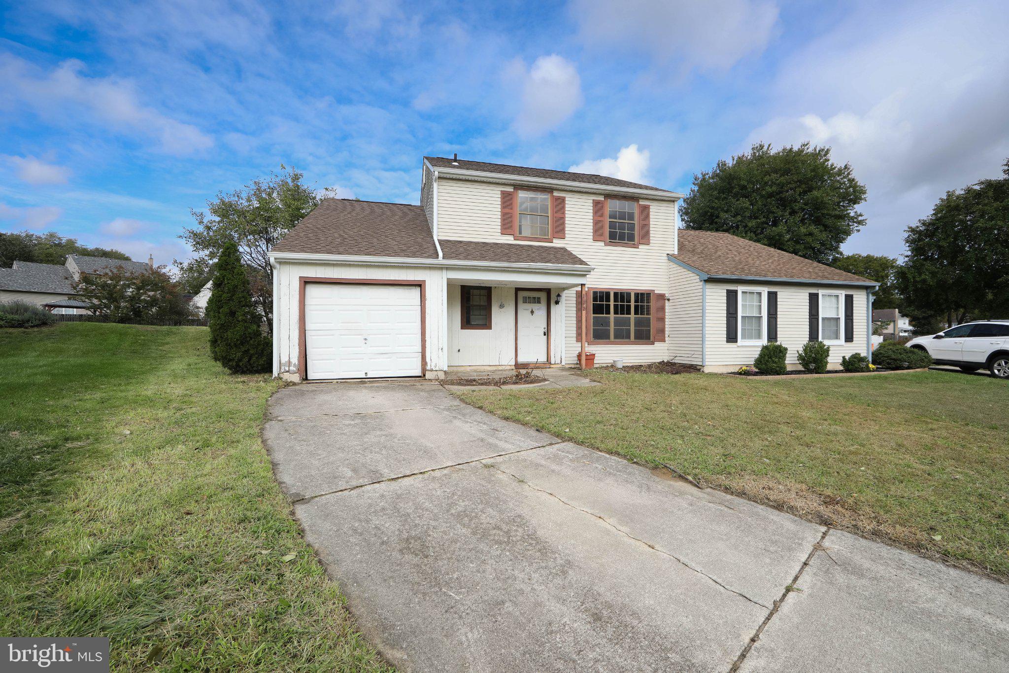 122 BURGUNDY COURT