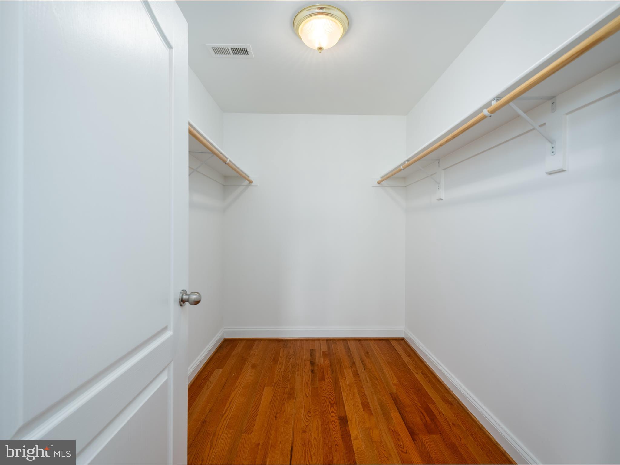 HAMMONDS MILL - Residential