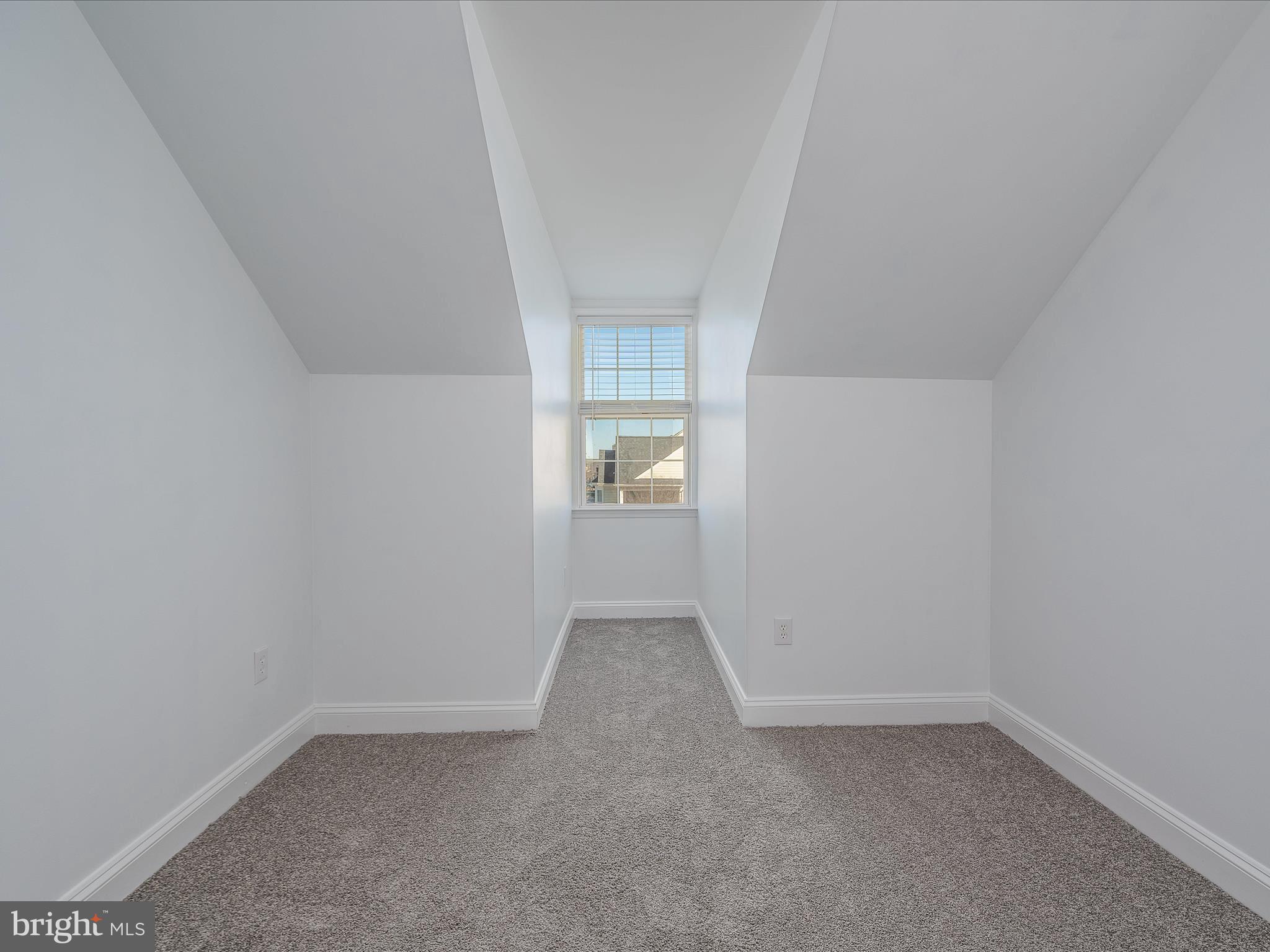 HAMMONDS MILL - Residential