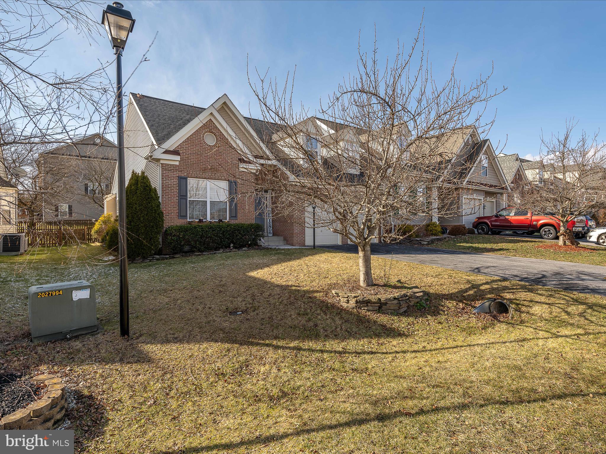 HAMMONDS MILL - Residential