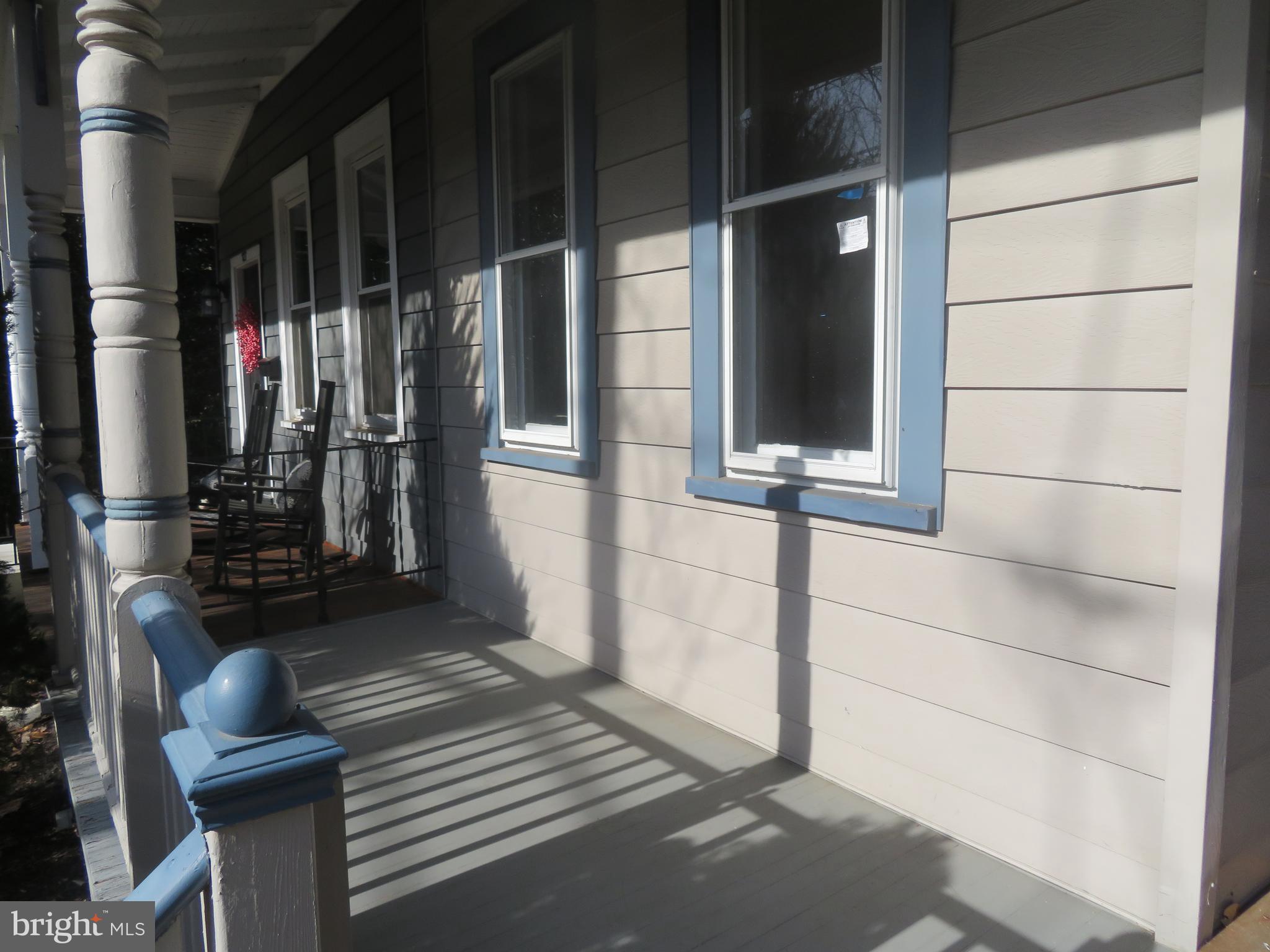 125 W COTTAGE AVENUE