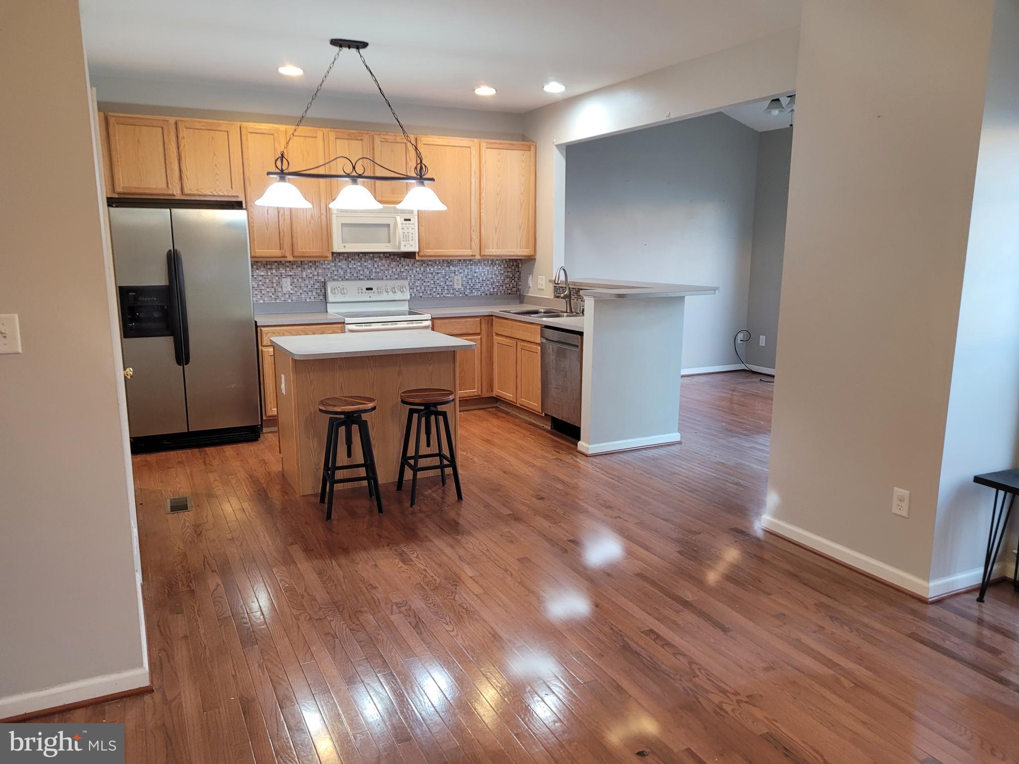 MIDDLETOWN CROSSING - Residential