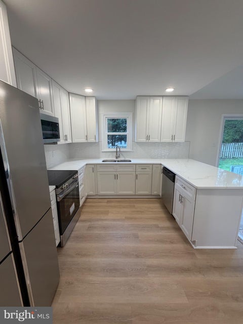 Homes For Rent - 14949 Madison Court<br/> HAYMARKET, VA 20169