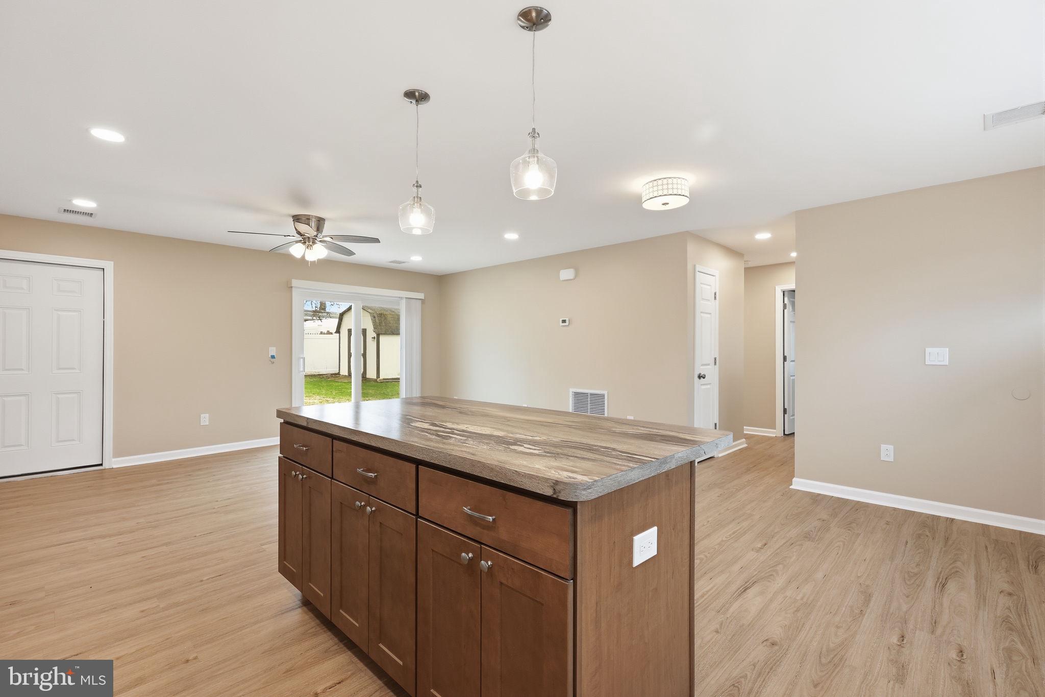 THORNRIDGE - Residential