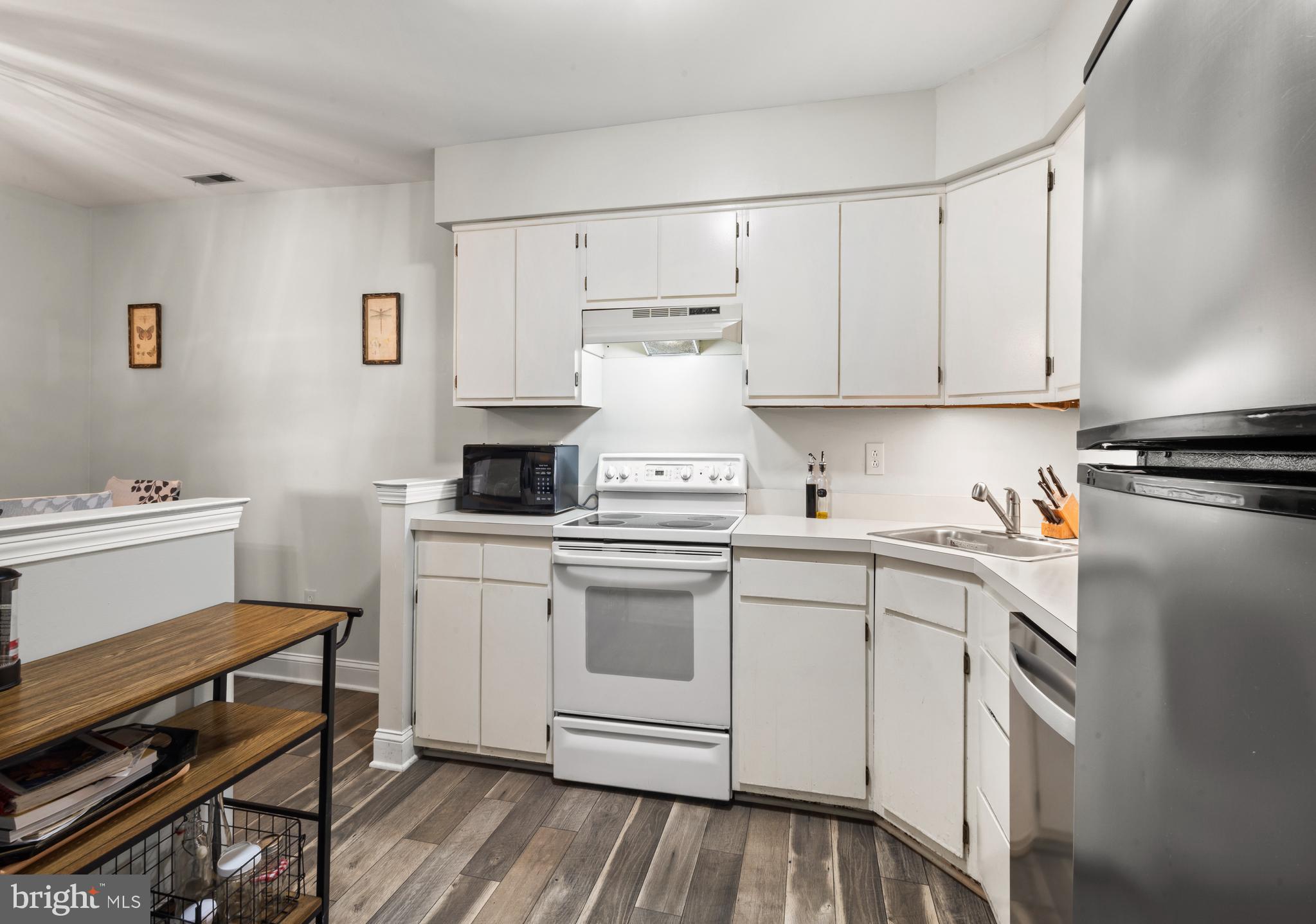 WASHINGTON PLACE - Residential Lease