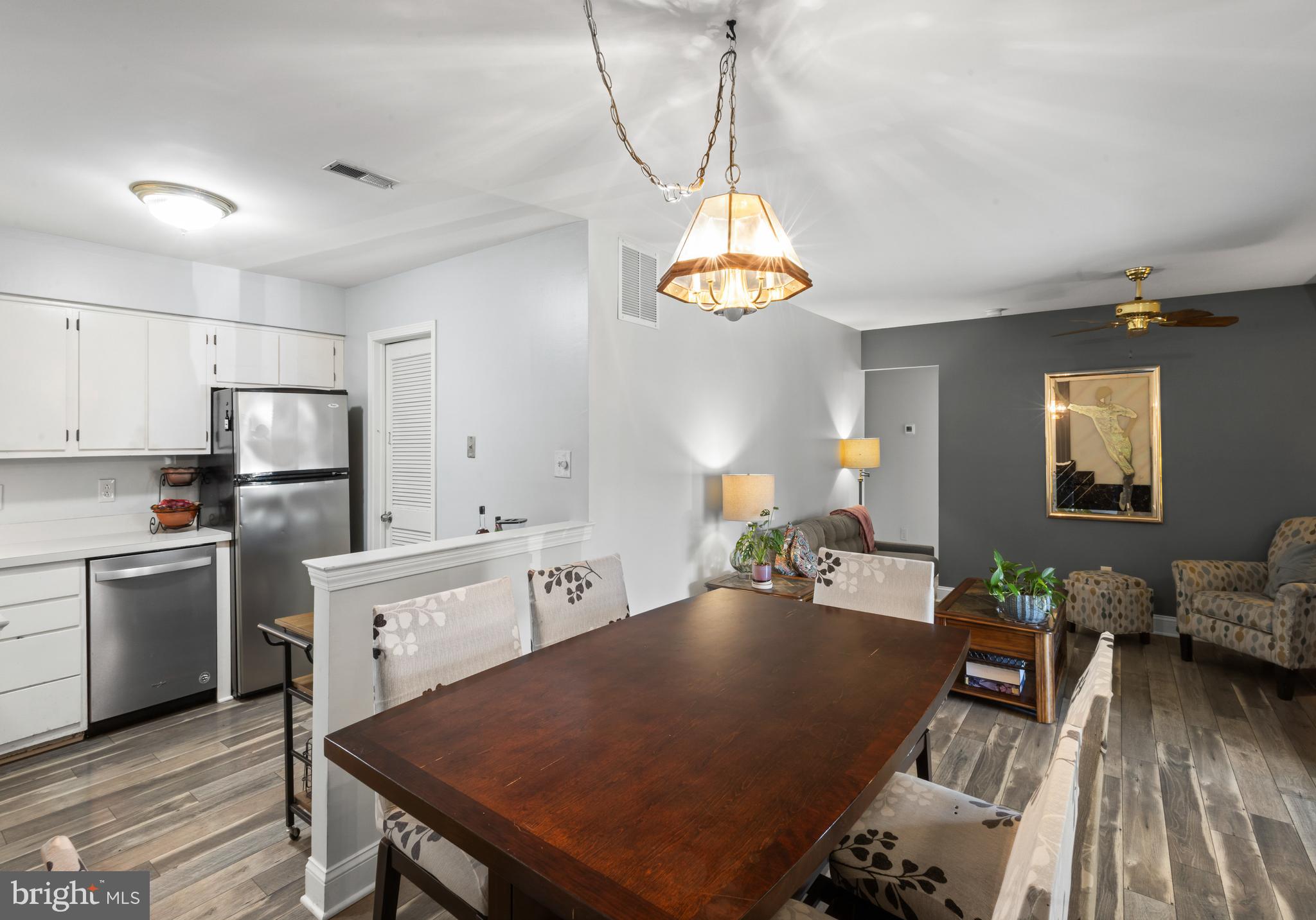 WASHINGTON PLACE - Residential Lease