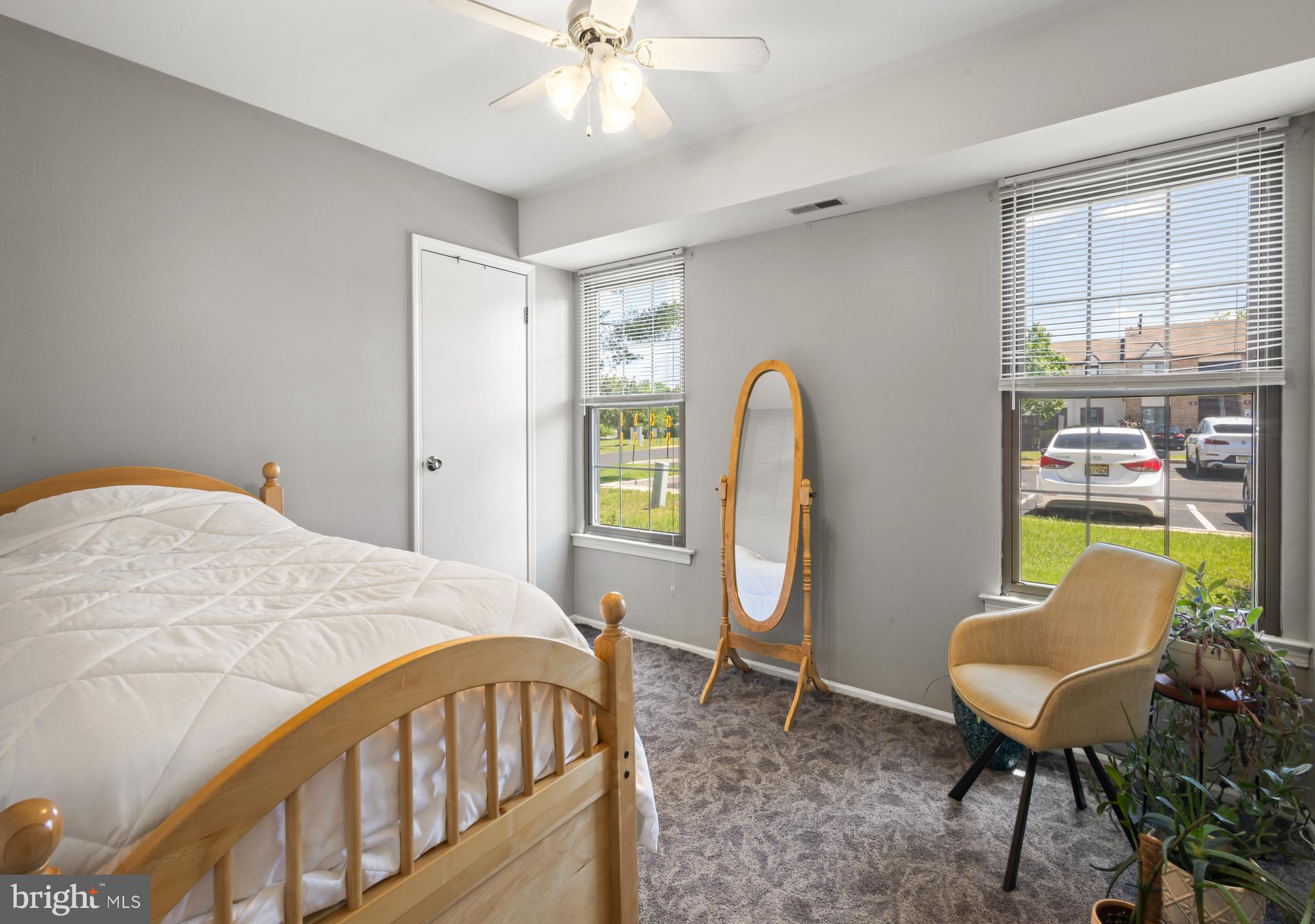 WASHINGTON PLACE - Residential Lease