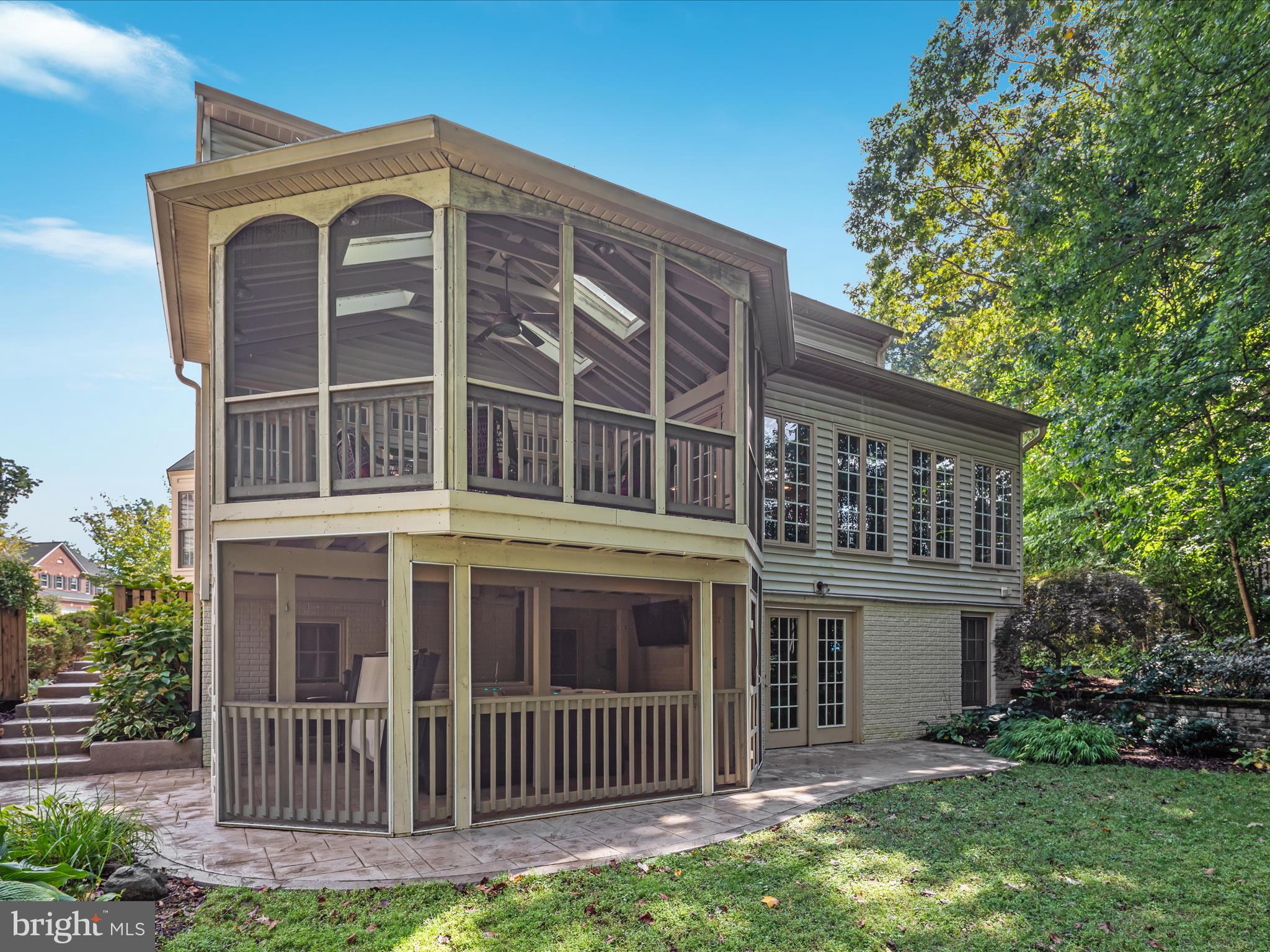 JAMES CREEK - Residential