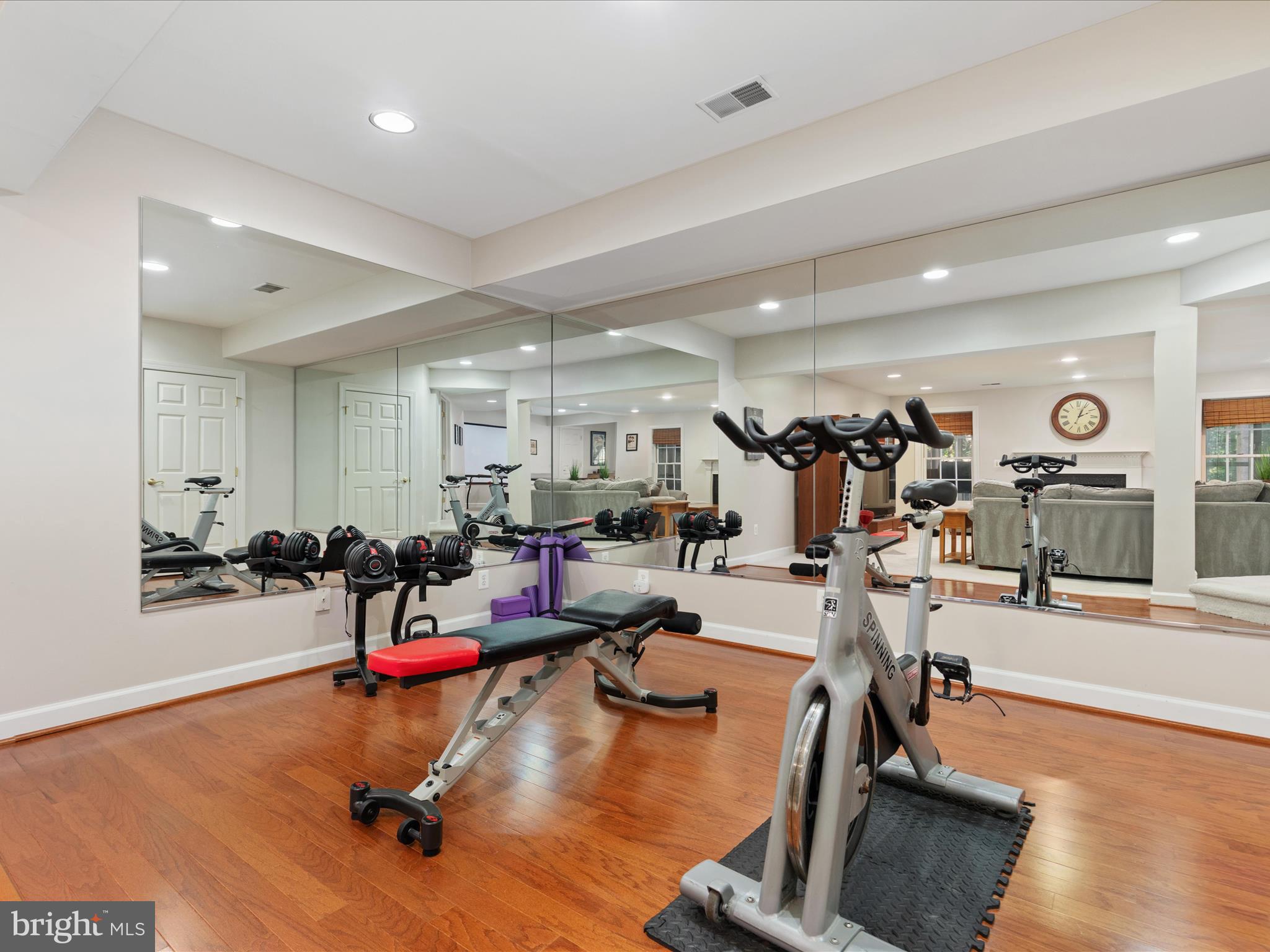 JAMES CREEK - Residential