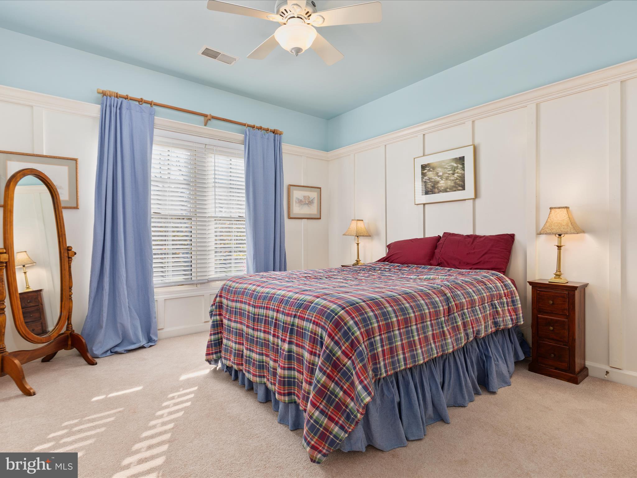 JAMES CREEK - Residential