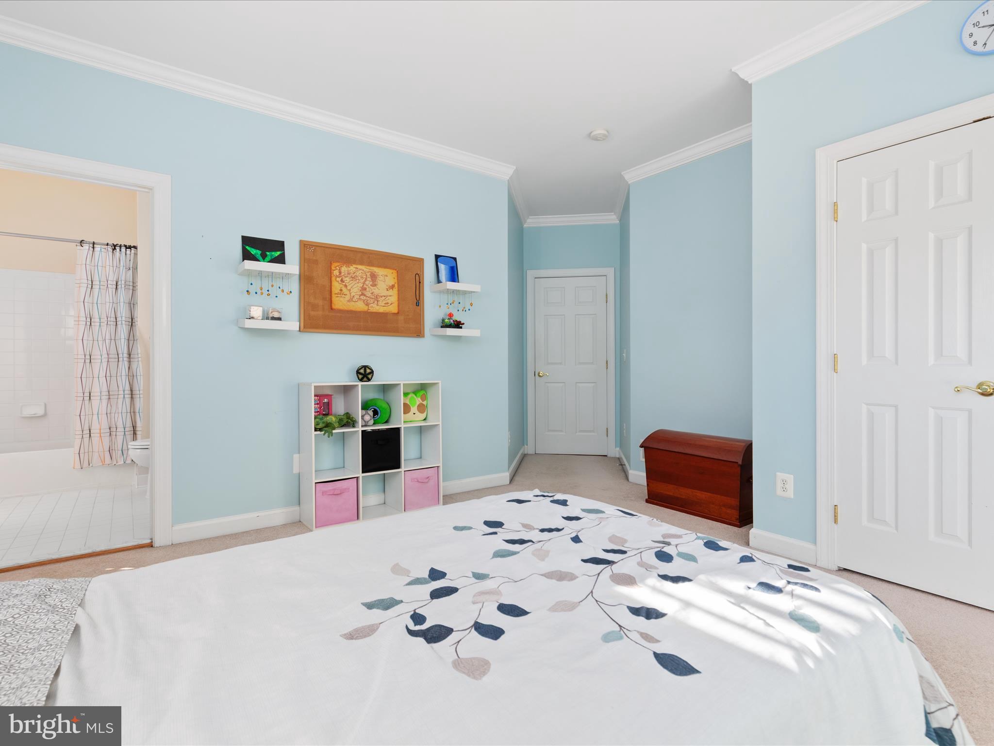 JAMES CREEK - Residential