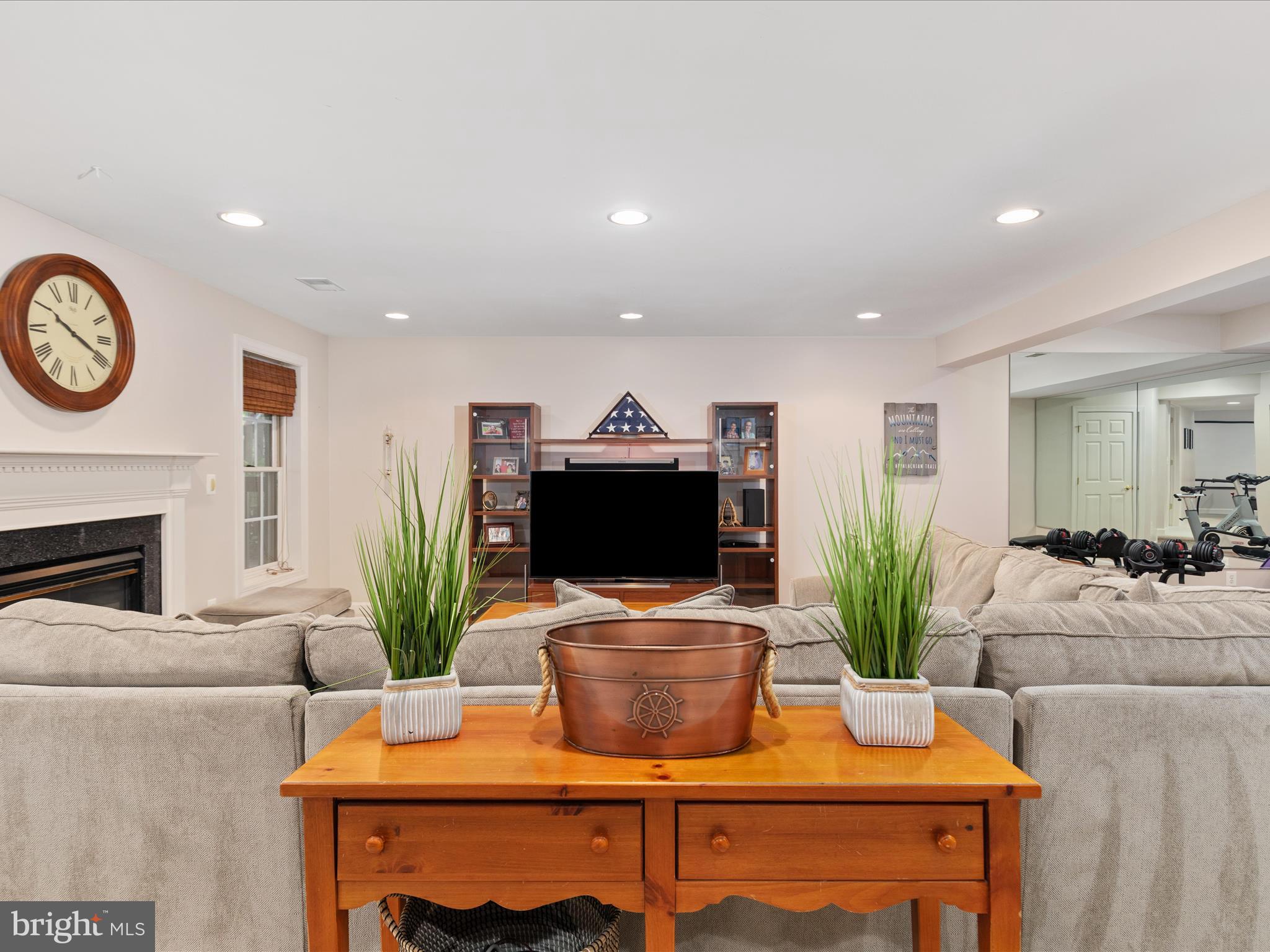 JAMES CREEK - Residential