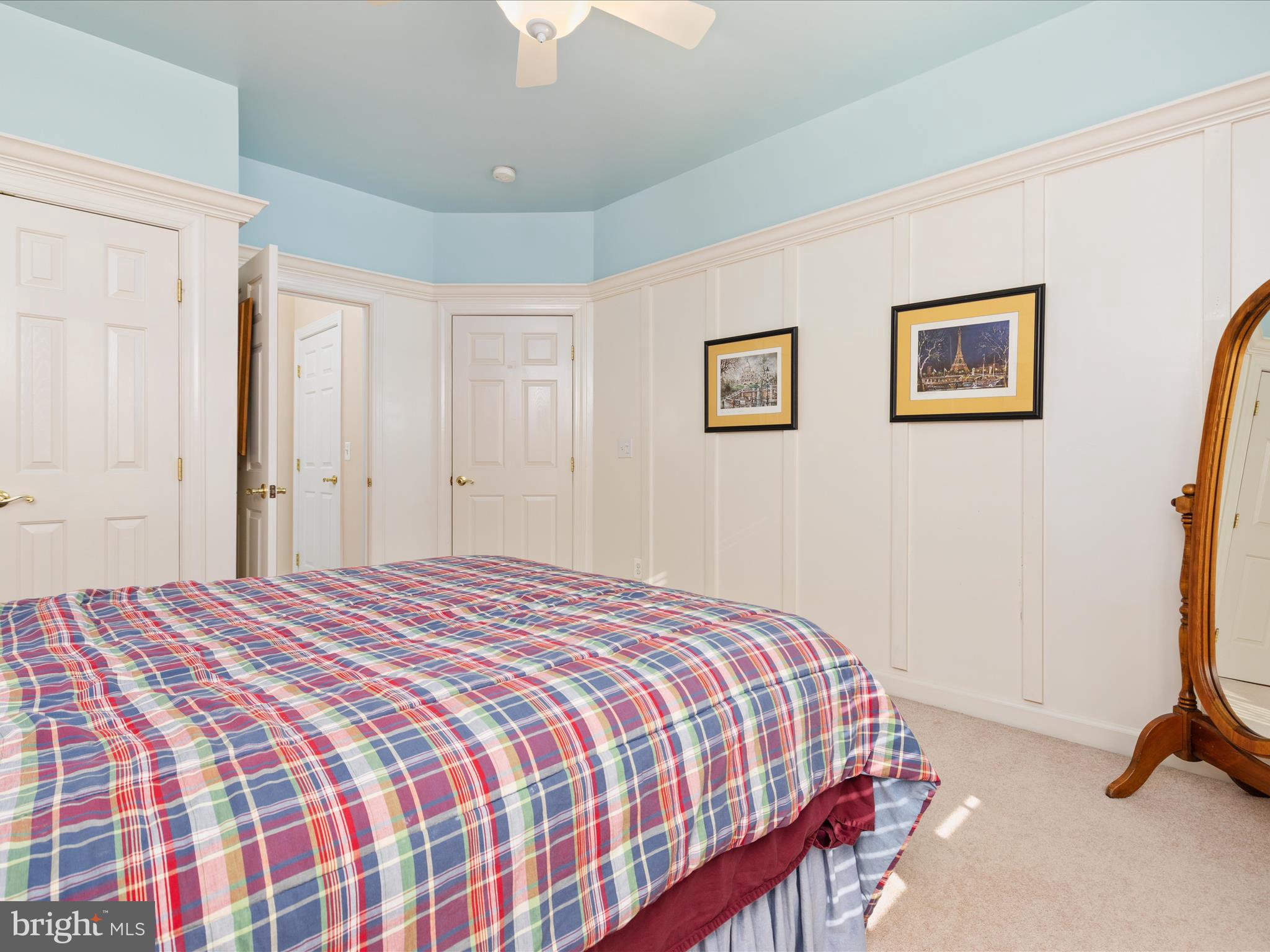 JAMES CREEK - Residential