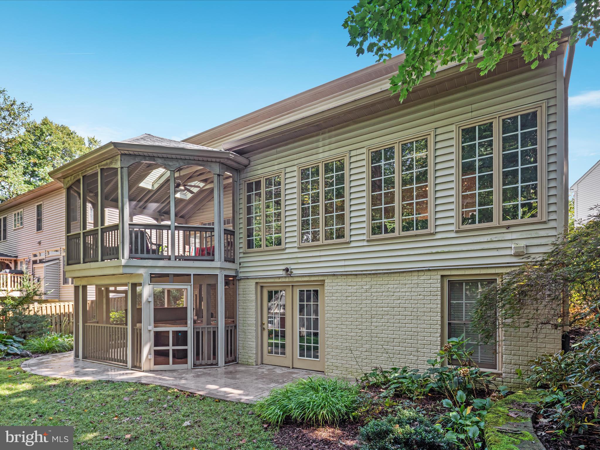 JAMES CREEK - Residential