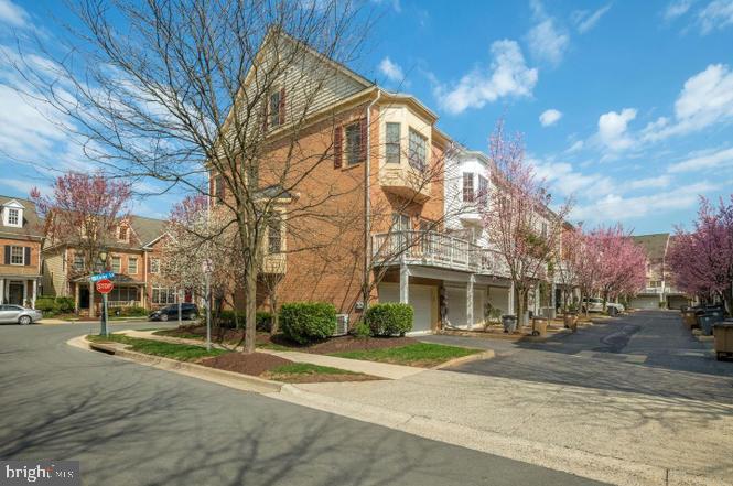 312 CASEY LANE