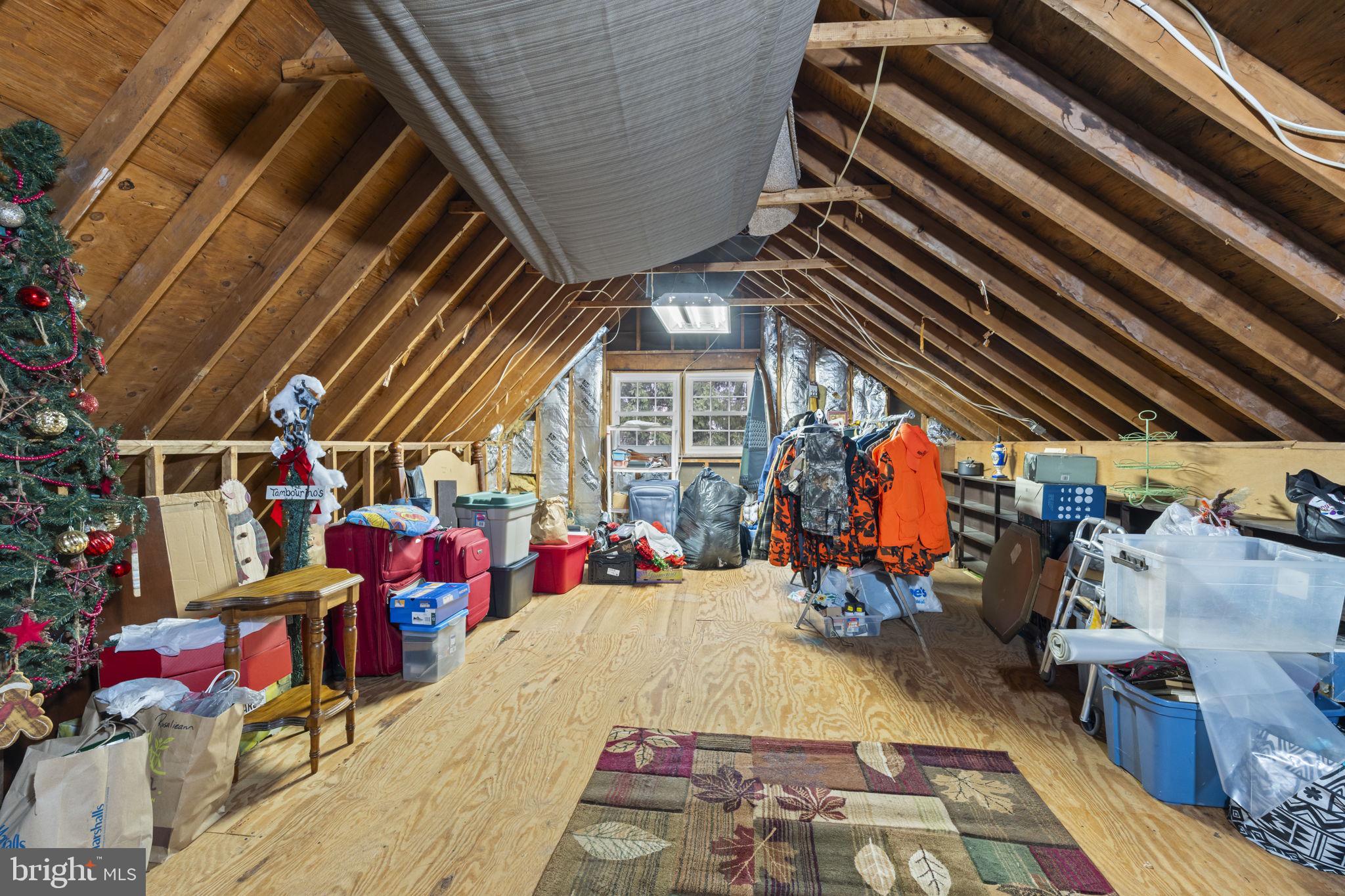 AMBLER HOUSE - Residential