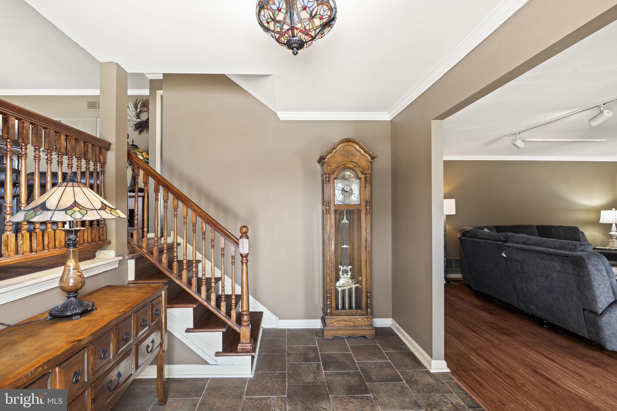 AMBLER HOUSE - Residential