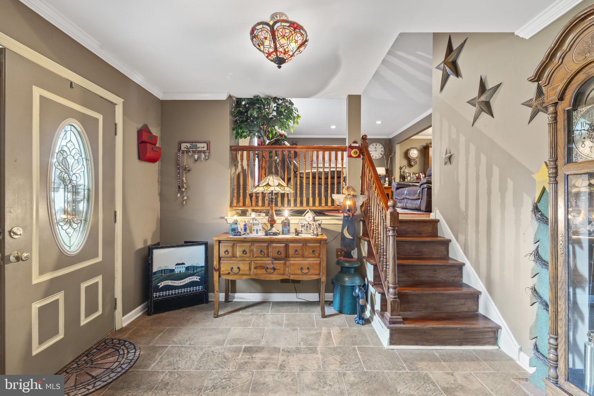 AMBLER HOUSE - Residential