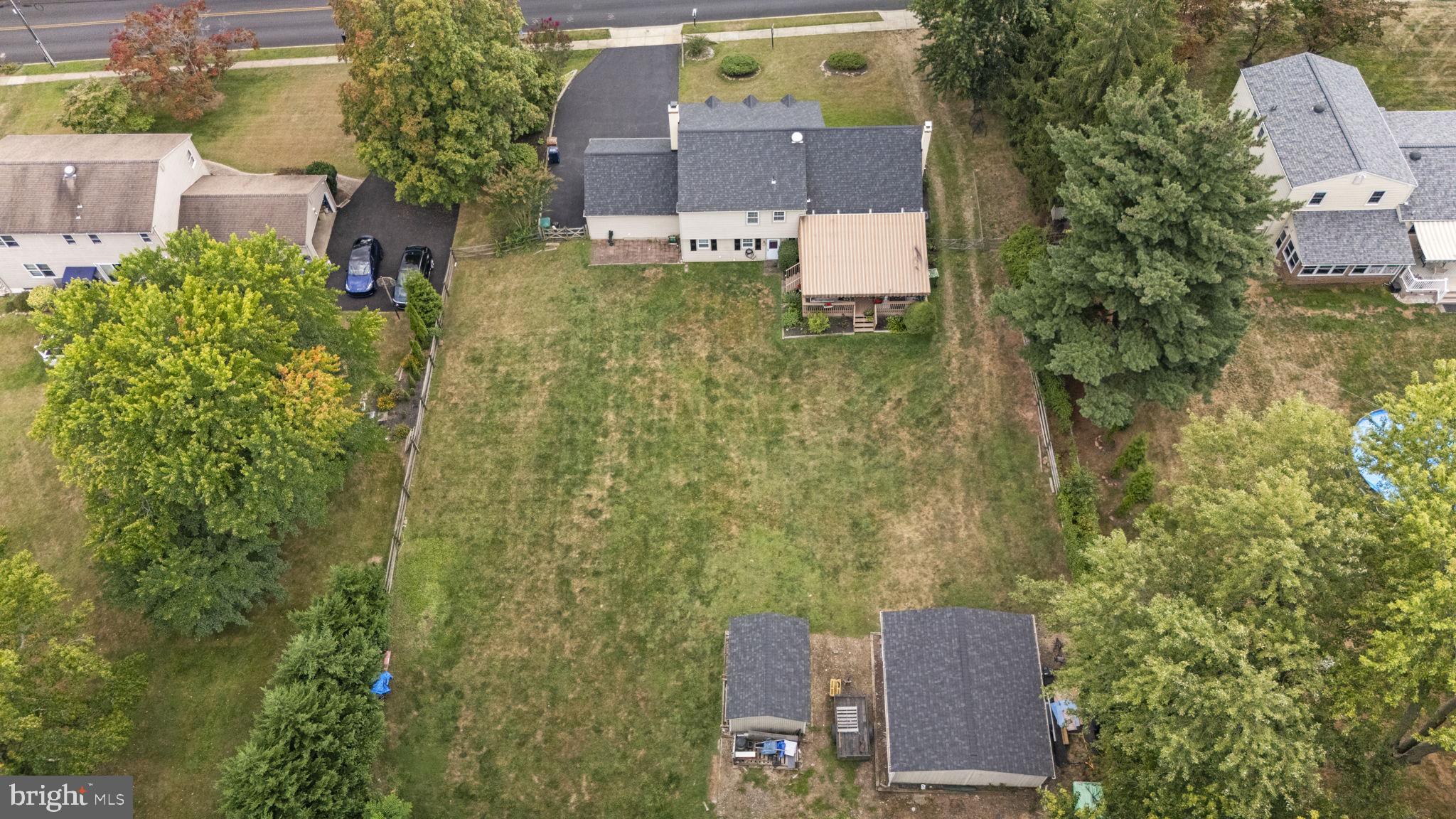 AMBLER HOUSE - Residential