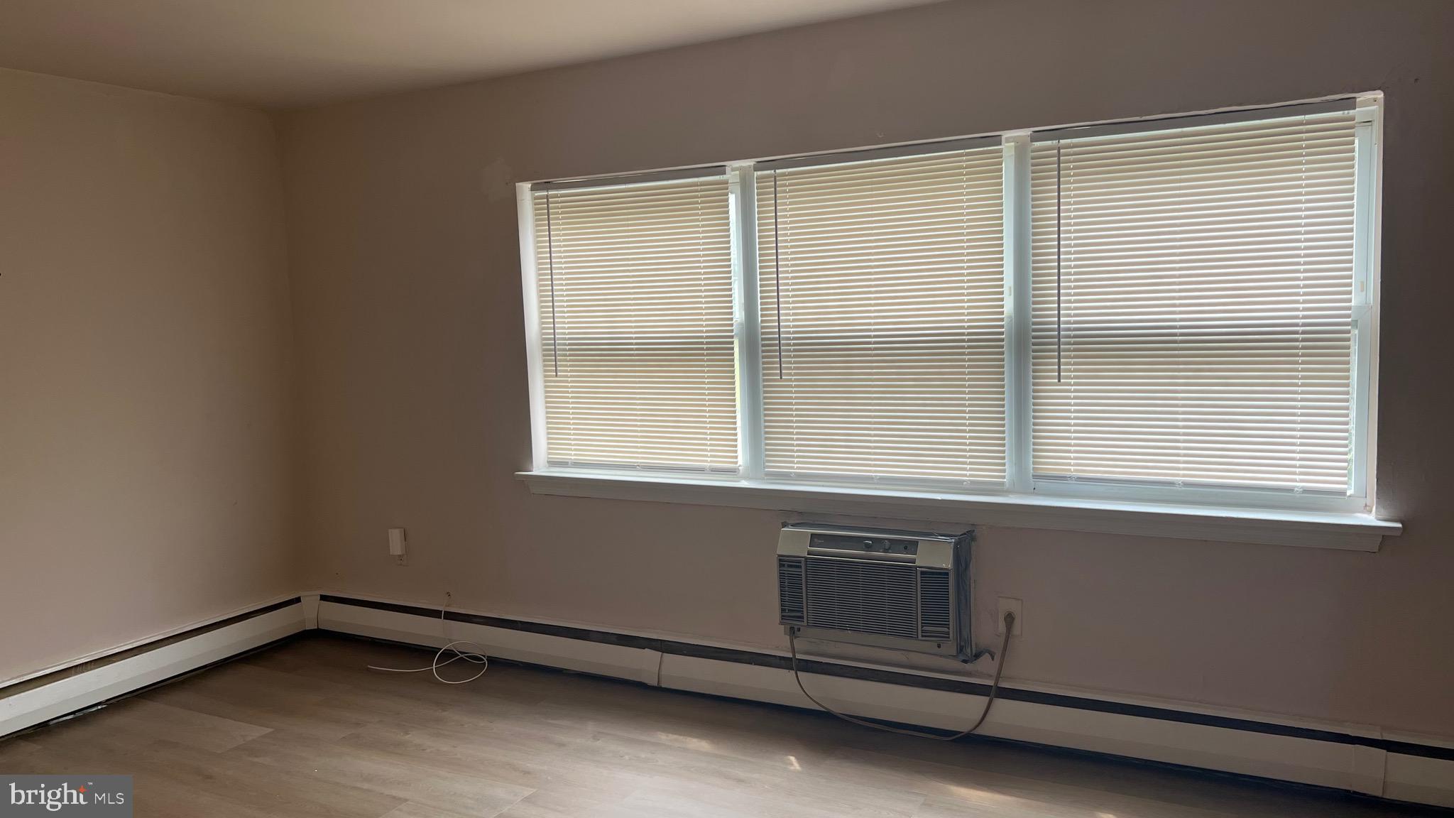246 N KESWICK AVENUE 2ND FLR REAR