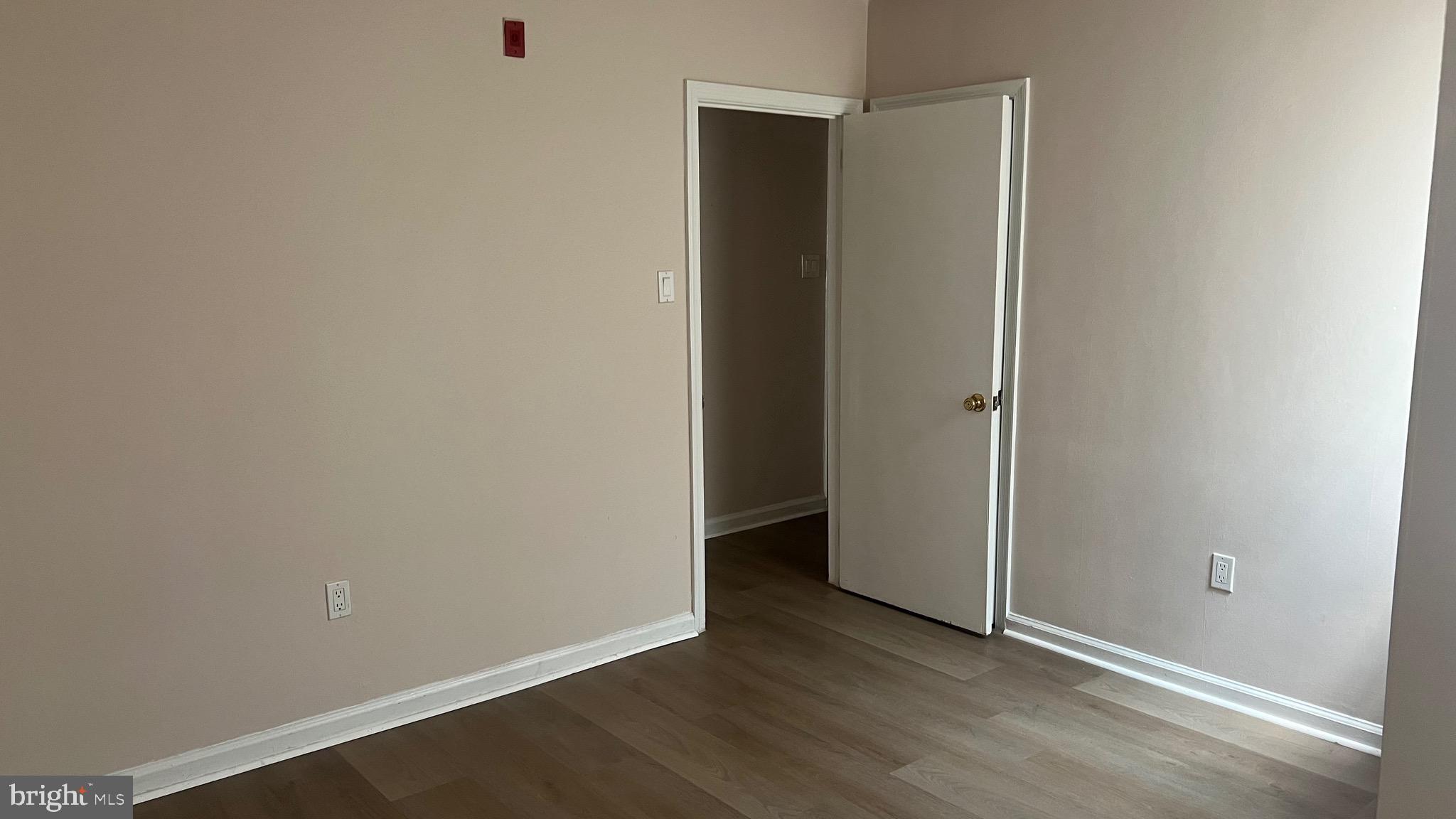 246 N KESWICK AVENUE 2ND FLR REAR
