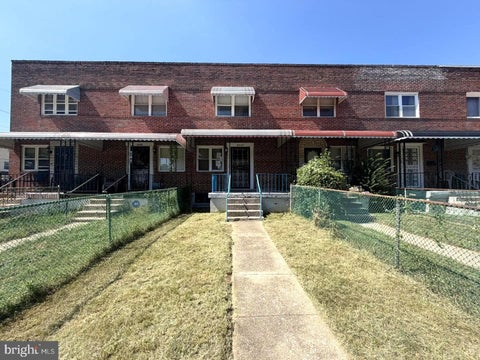 Townhouse For Sale - 4026 Woodmere Avenue<br/> BALTIMORE, MD 21215
