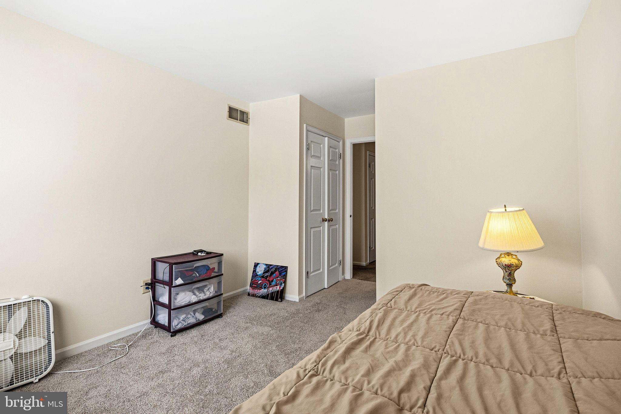 YARDLEY CORNERS - Residential