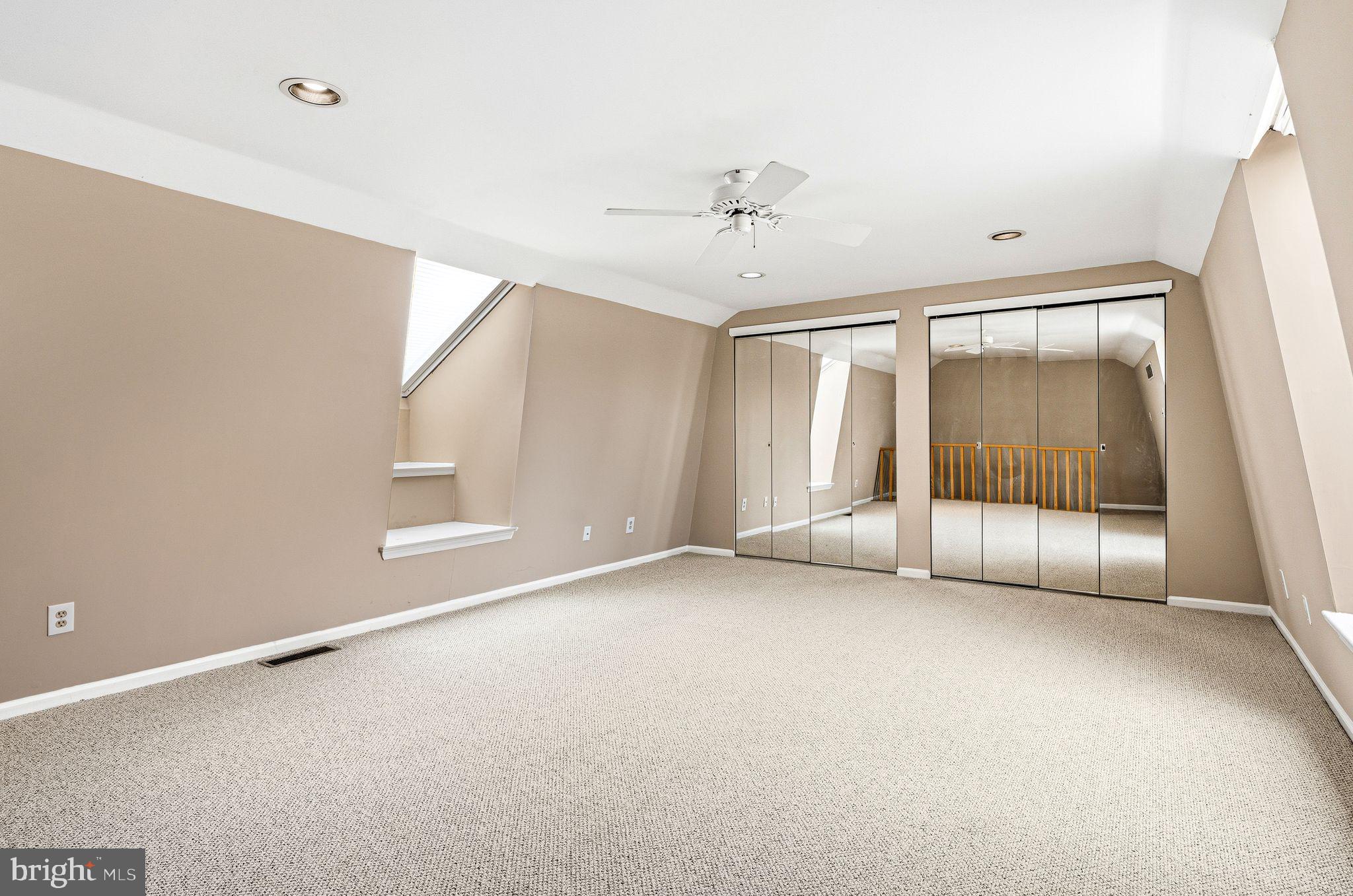 YARDLEY CORNERS - Residential