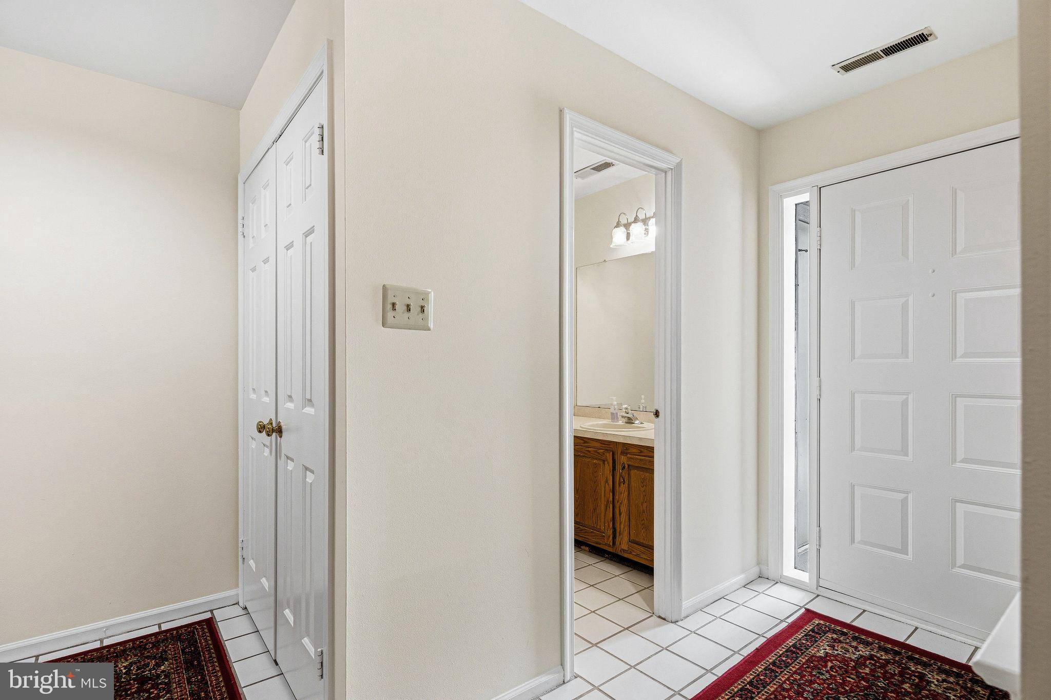 YARDLEY CORNERS - Residential