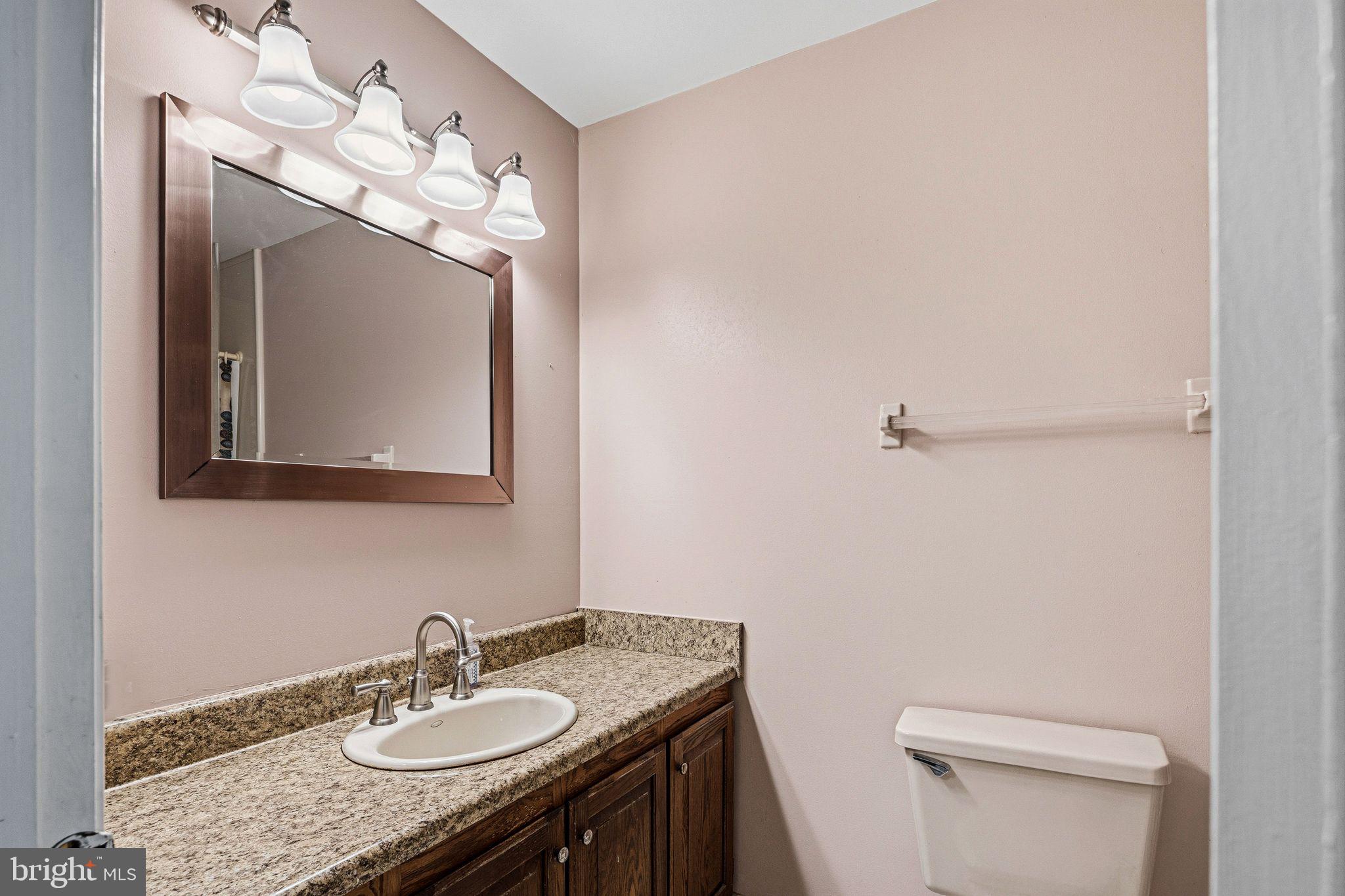 YARDLEY CORNERS - Residential