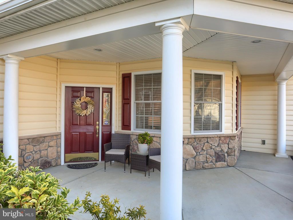 Photo of 86 Presidents Dr, MECHANICSBURG, PA 17050 (MLS # PACB2048074)