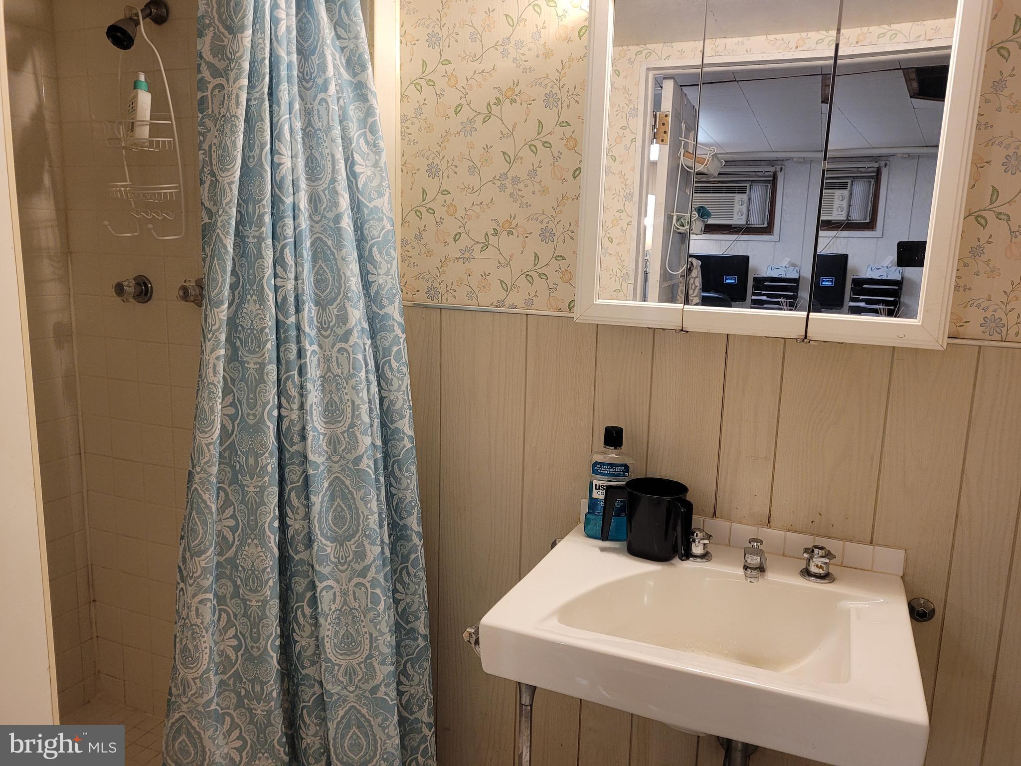 UPPER PARK HEIGHTS - Residential