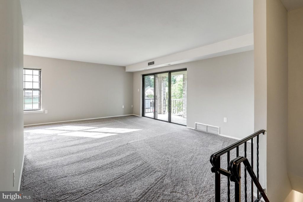 Photo of 125 Valleybrook Drive, LANCASTER, PA 17601 (MLS # PALA2070864)