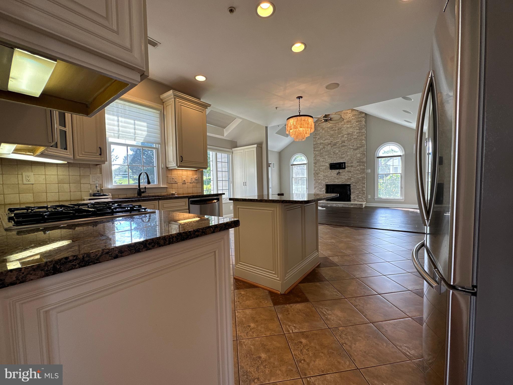 HOYLES MILL VILLAGE - Residential Lease