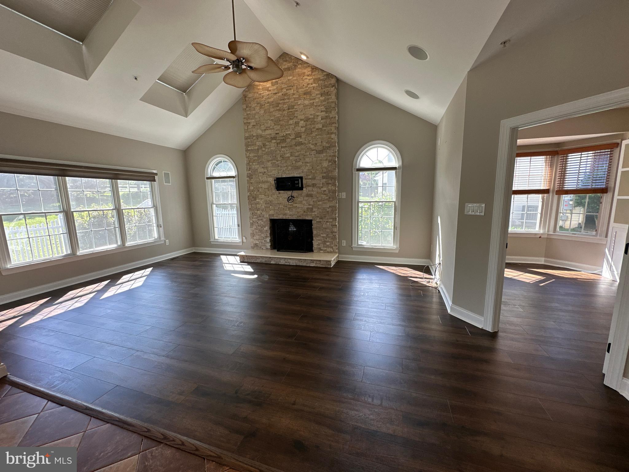 HOYLES MILL VILLAGE - Residential Lease