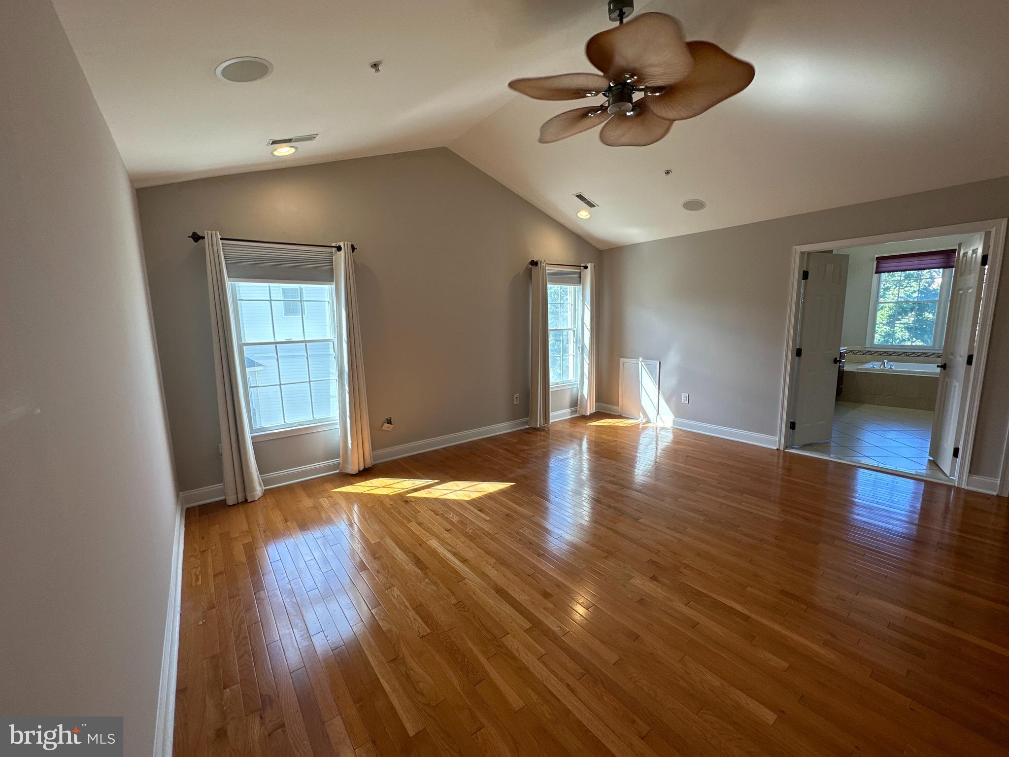 HOYLES MILL VILLAGE - Residential Lease