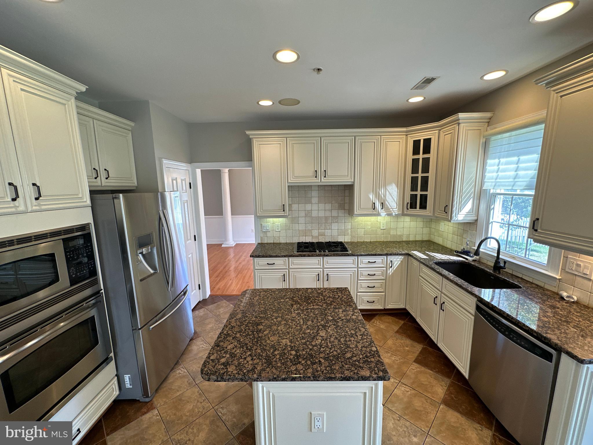 HOYLES MILL VILLAGE - Residential Lease