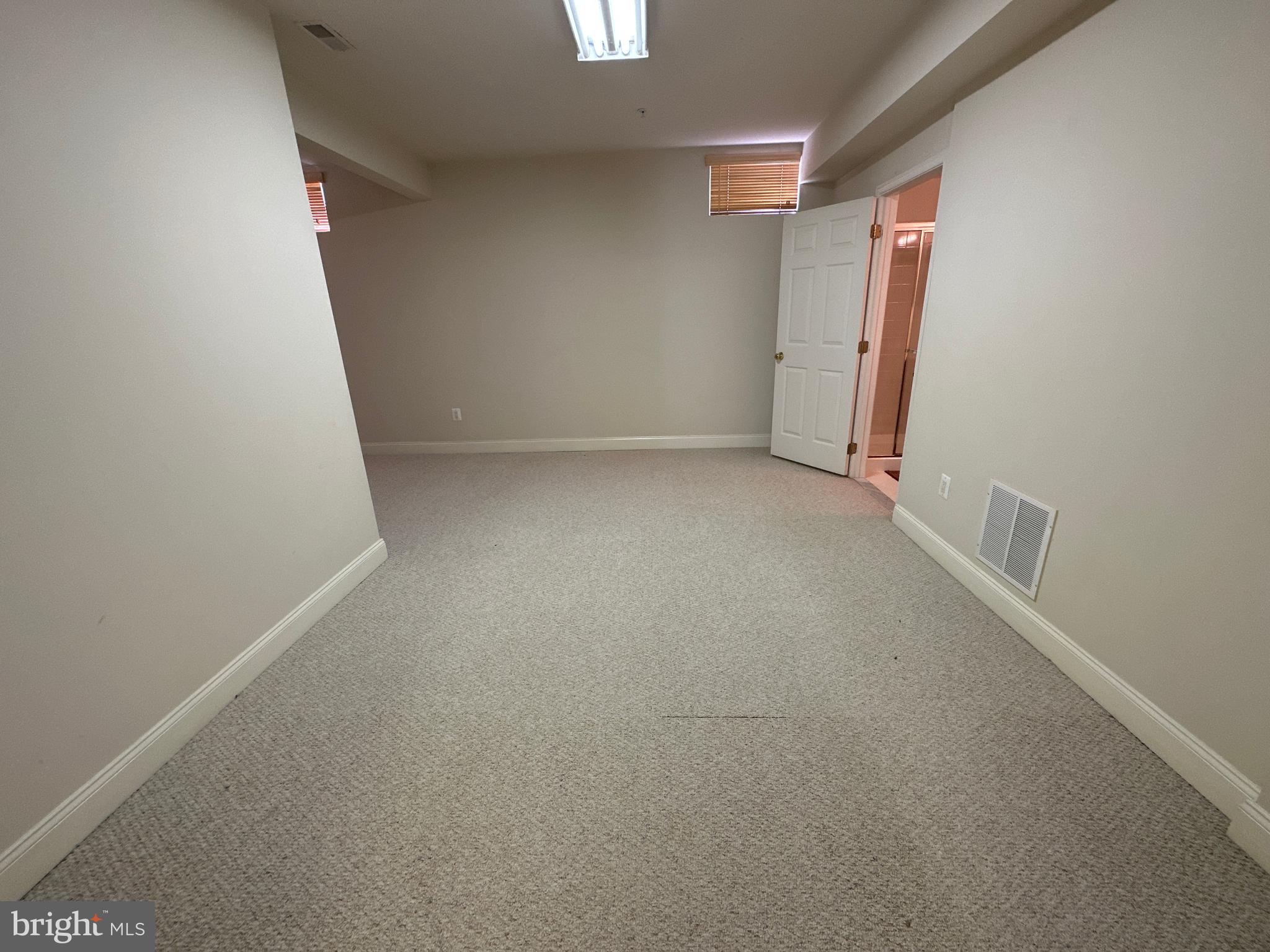 HOYLES MILL VILLAGE - Residential Lease